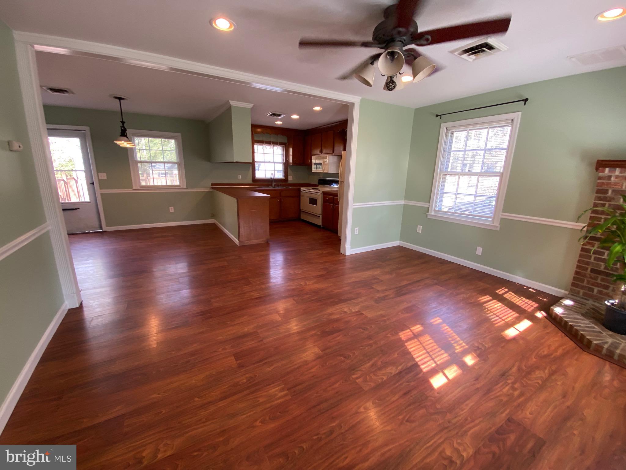 PINEY GROVE - Residential Lease