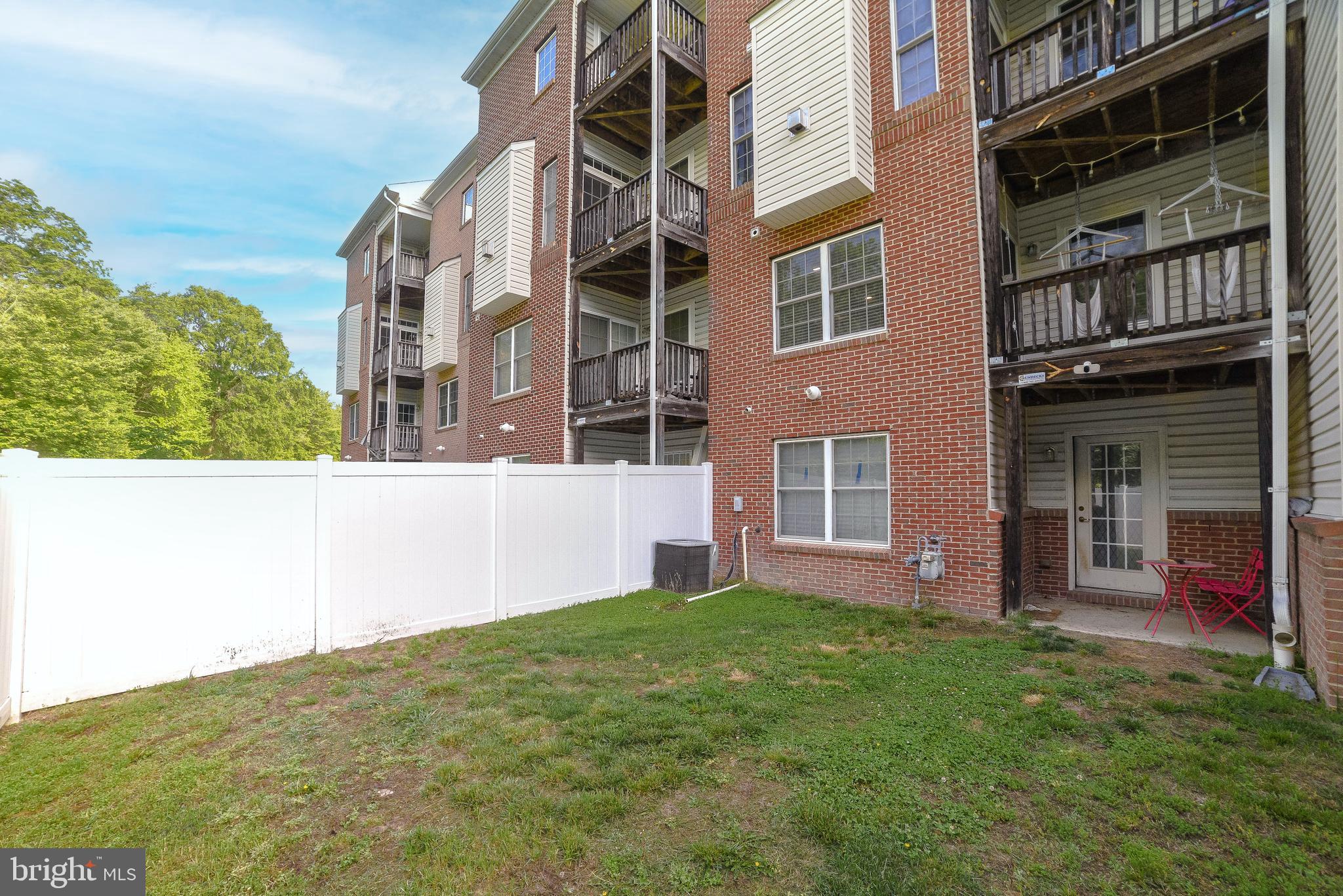 SHEFFIELD - Residential Lease