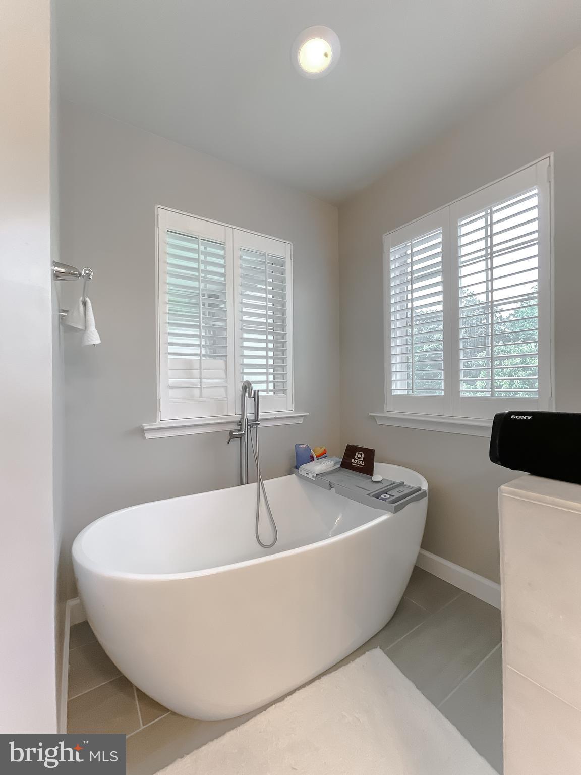 SHEFFIELD - Residential Lease