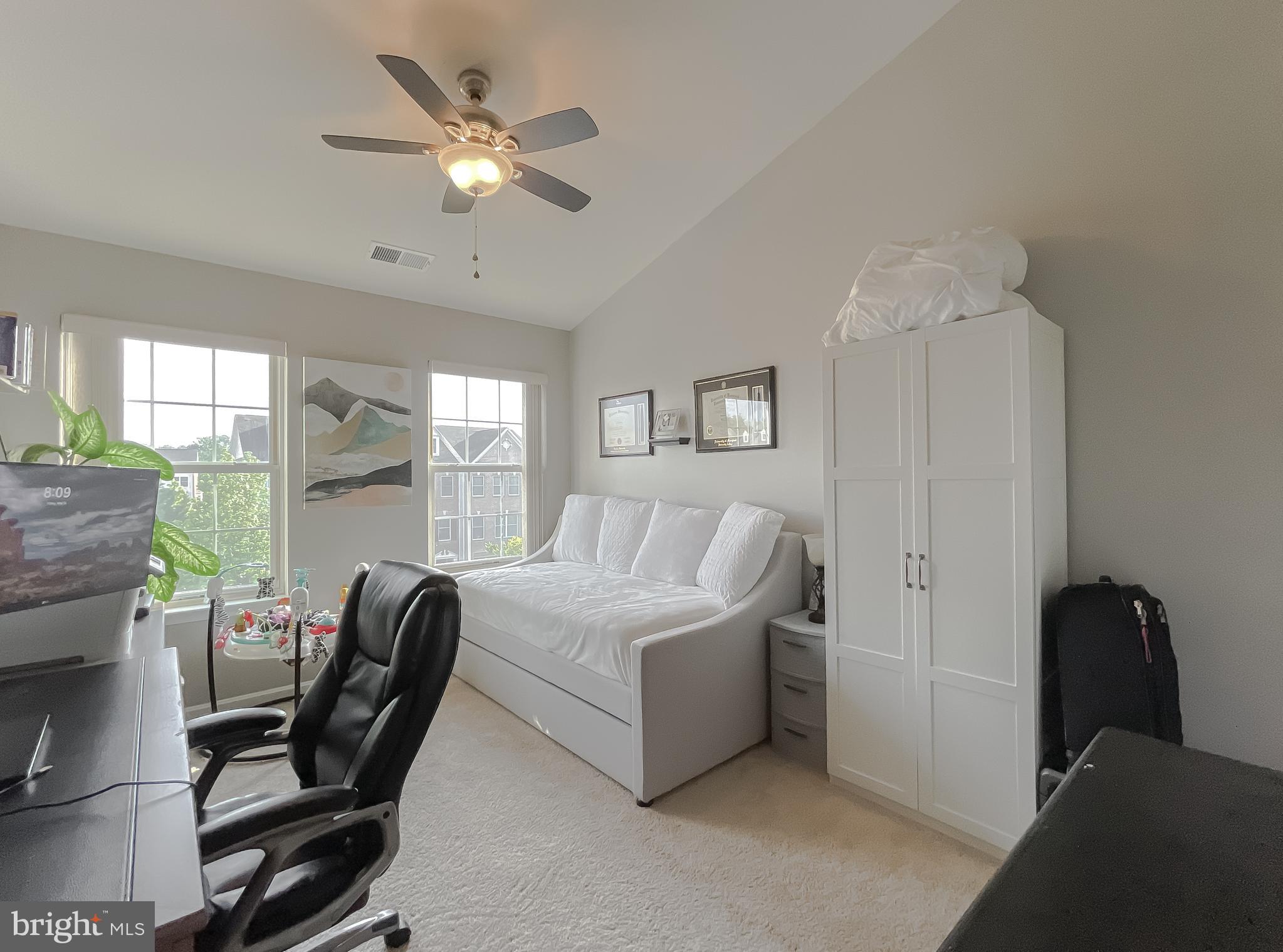 SHEFFIELD - Residential Lease