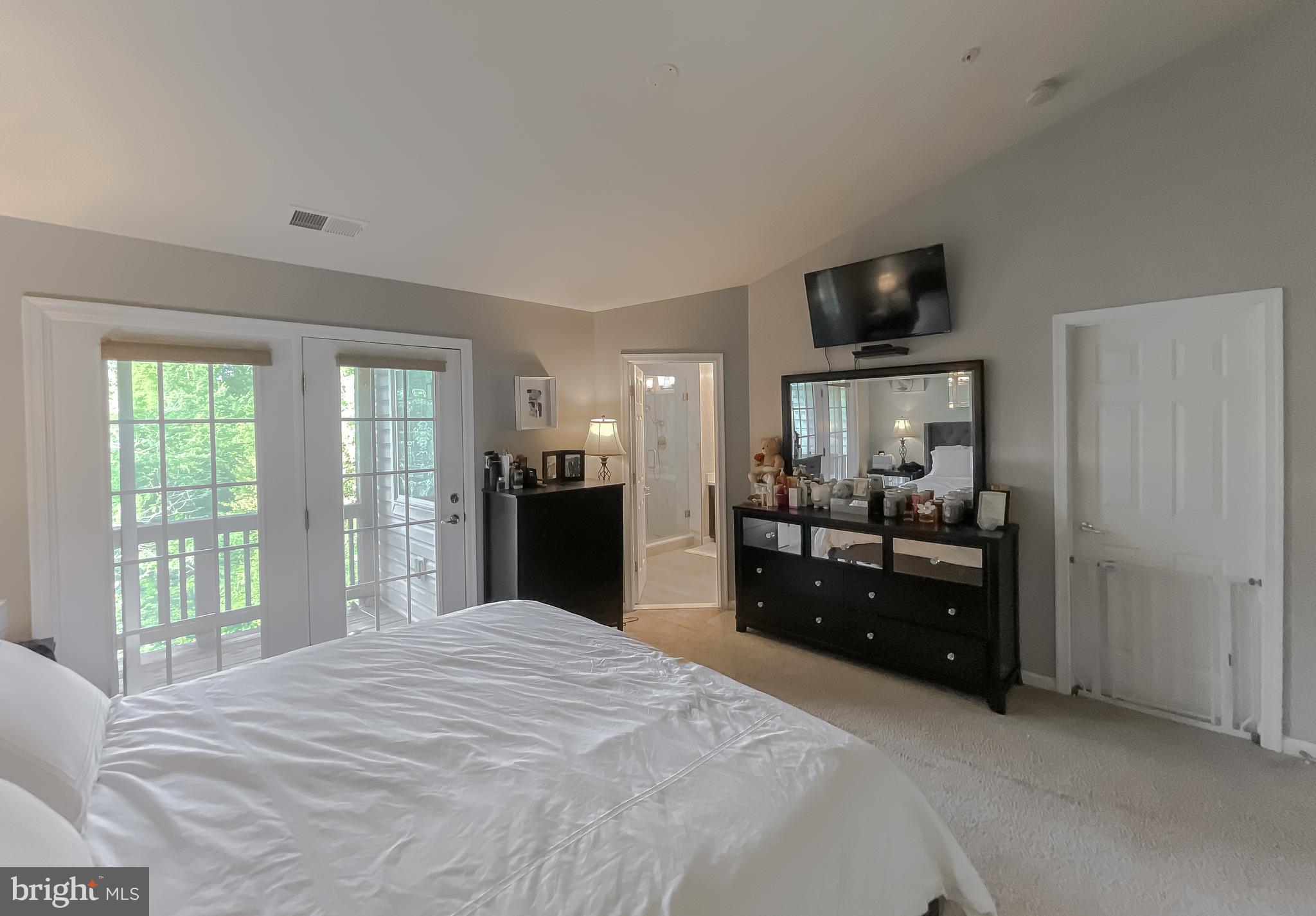 SHEFFIELD - Residential Lease