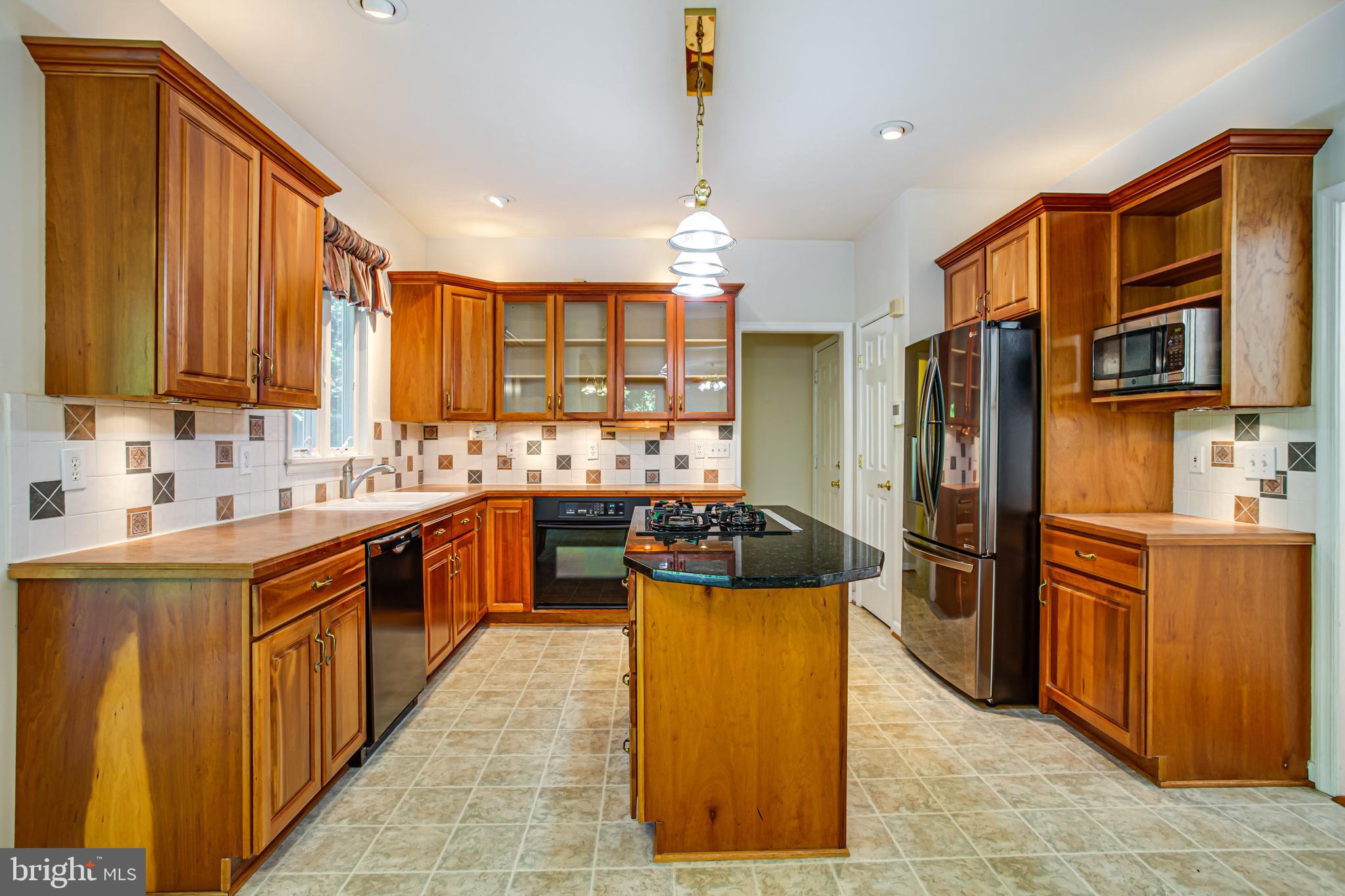 MEADOWBROOK - Residential