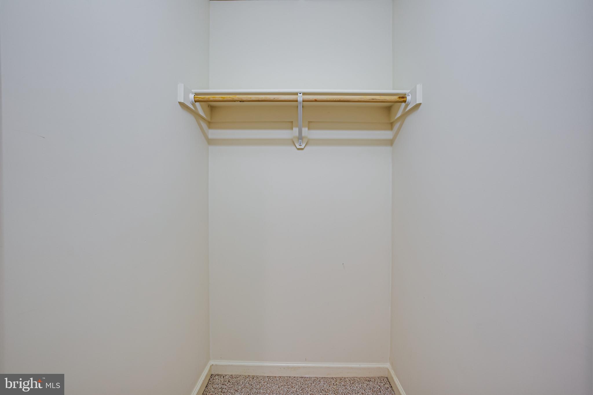 MEADOWBROOK - Residential