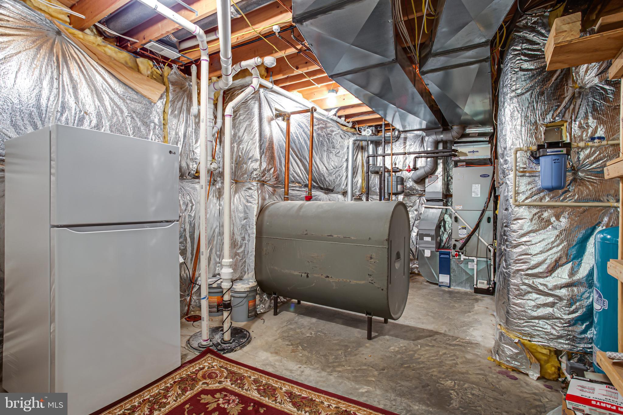 MEADOWBROOK - Residential