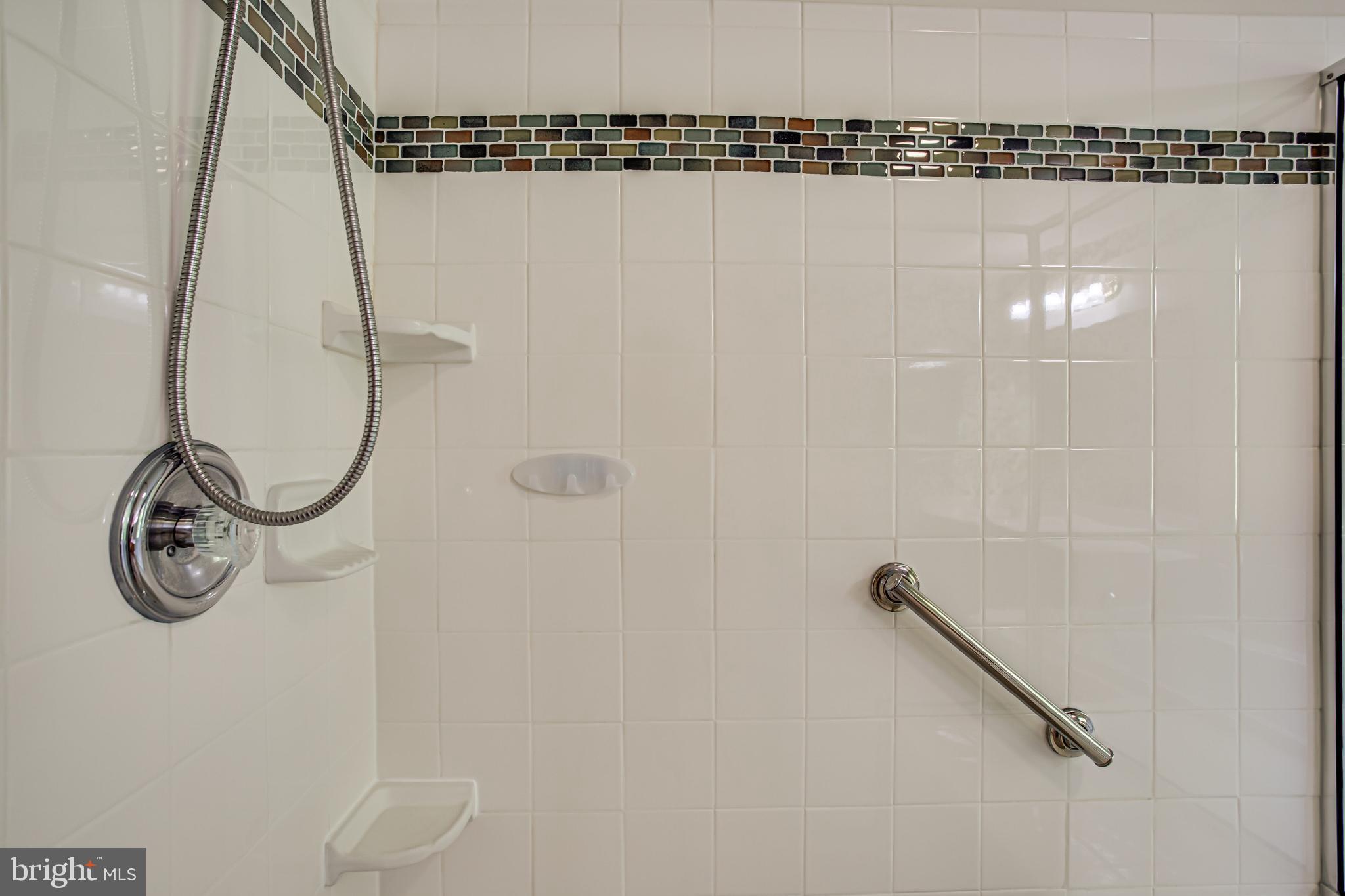 MEADOWBROOK - Residential