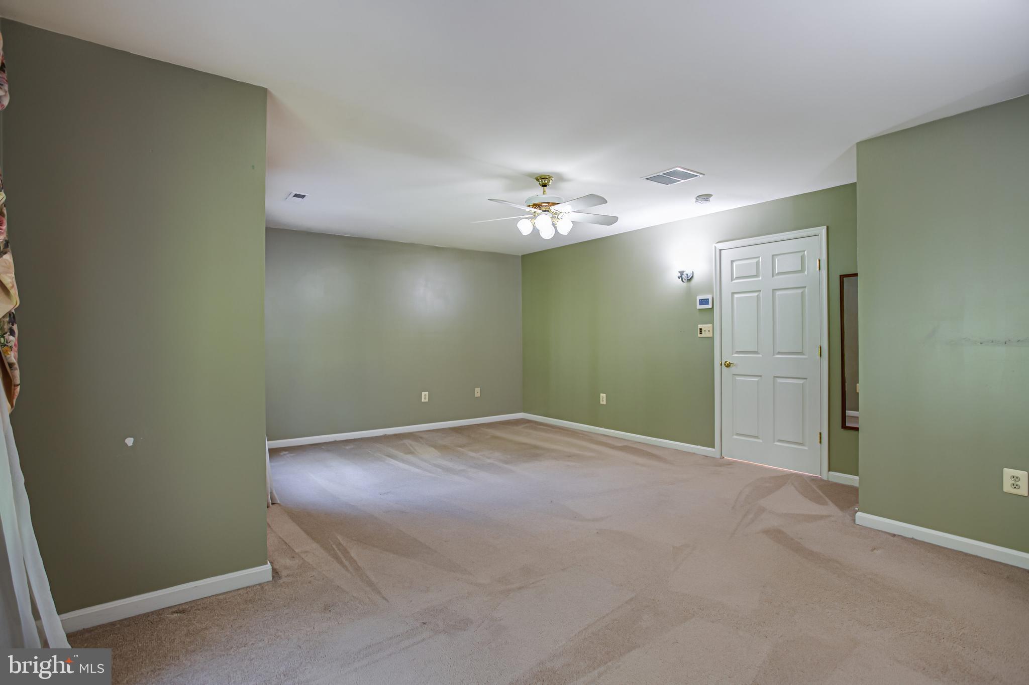 MEADOWBROOK - Residential