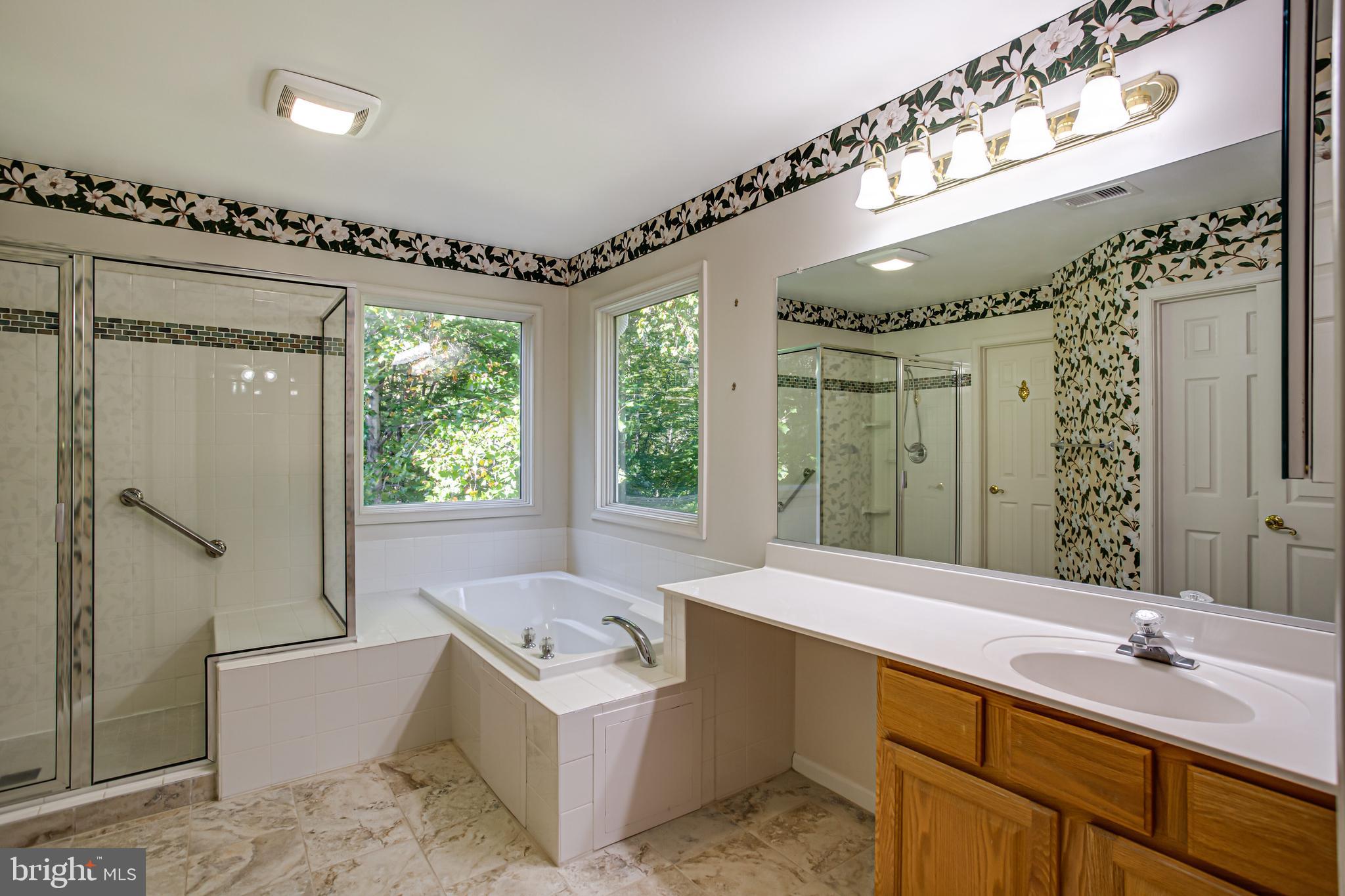 MEADOWBROOK - Residential