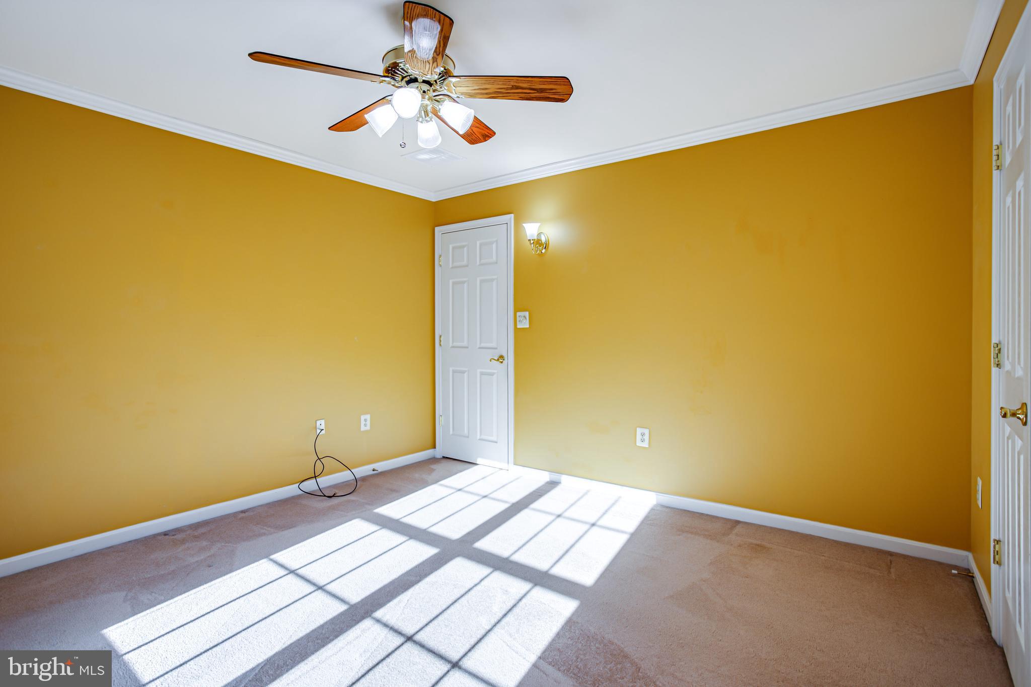 MEADOWBROOK - Residential