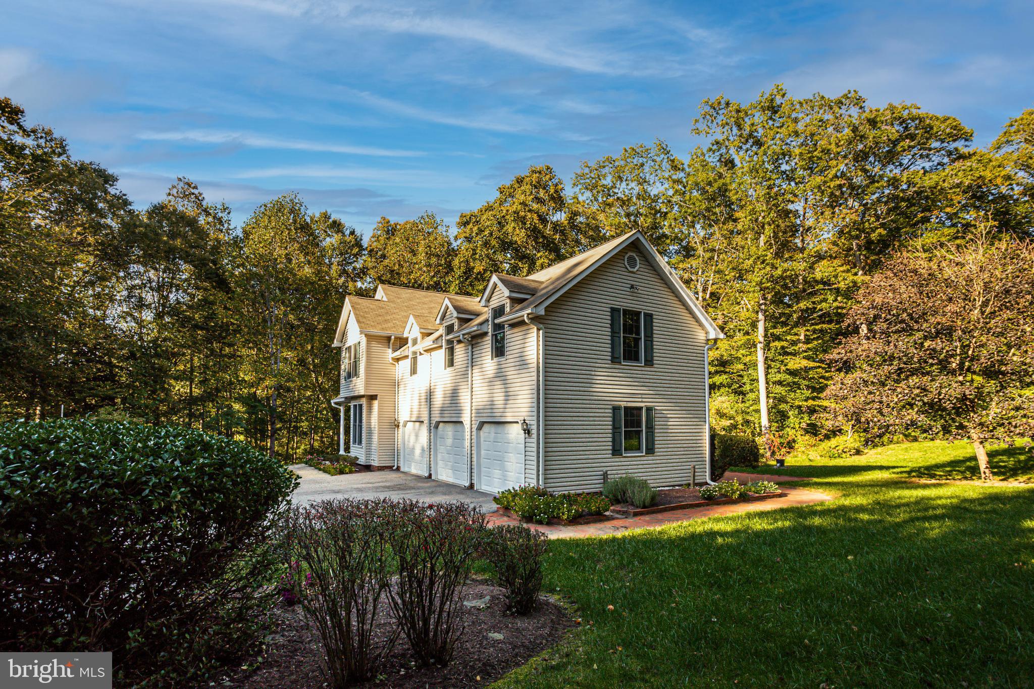 MEADOWBROOK - Residential