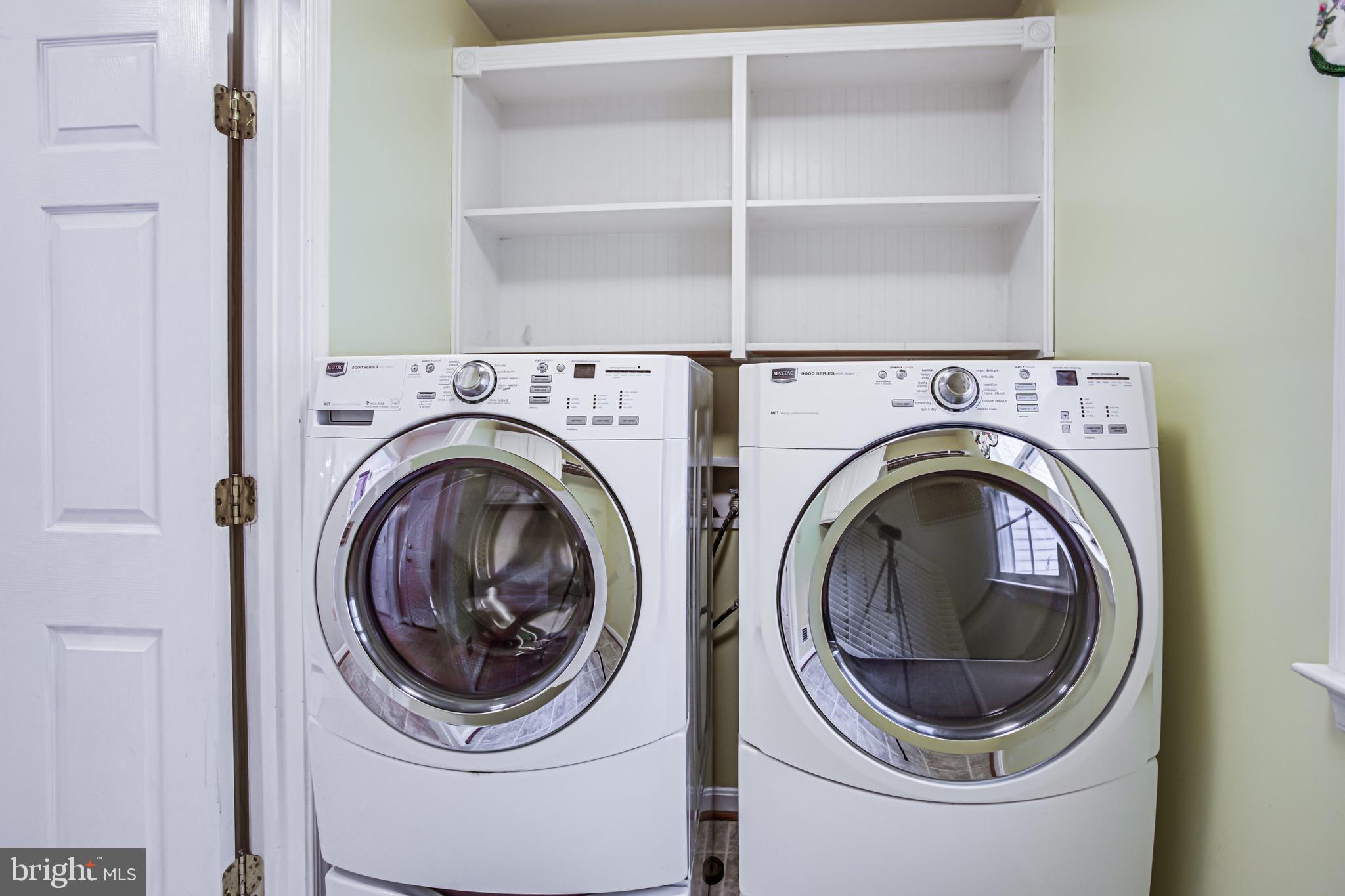 MEADOWBROOK - Residential