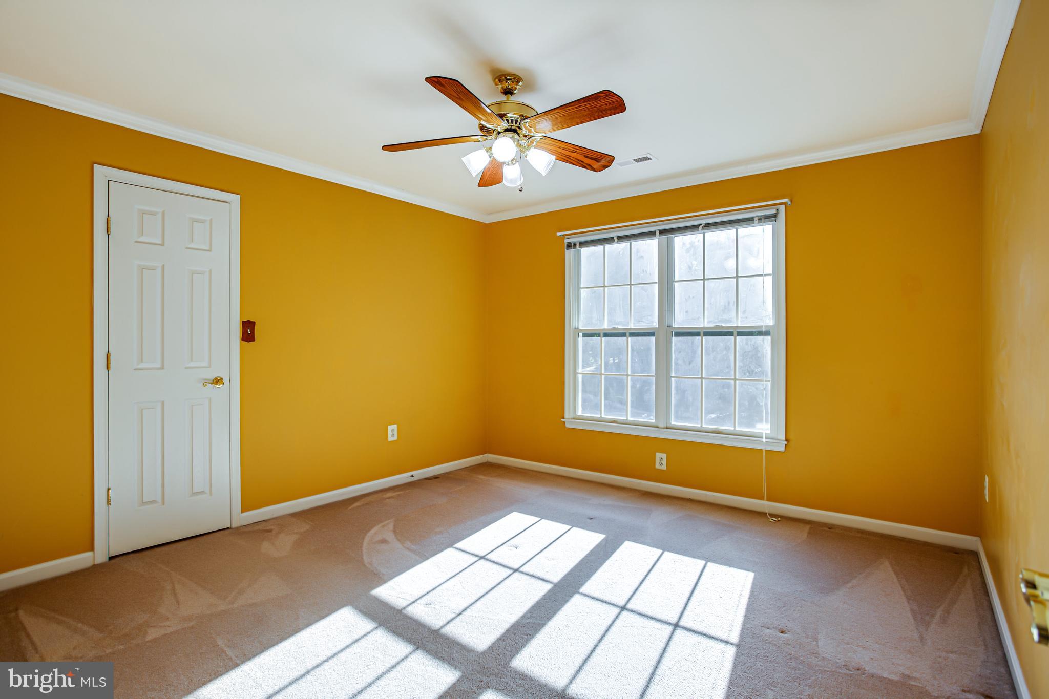 MEADOWBROOK - Residential