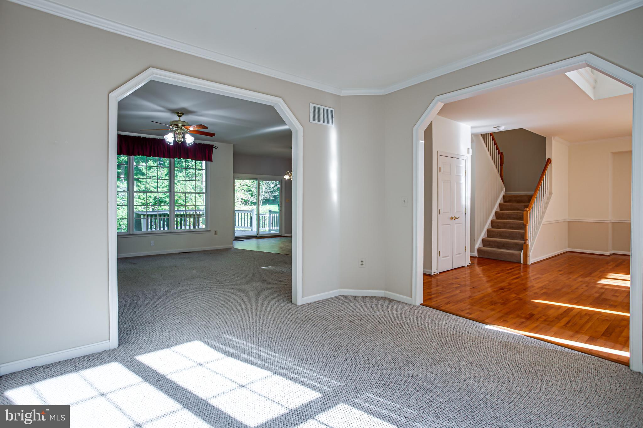 MEADOWBROOK - Residential