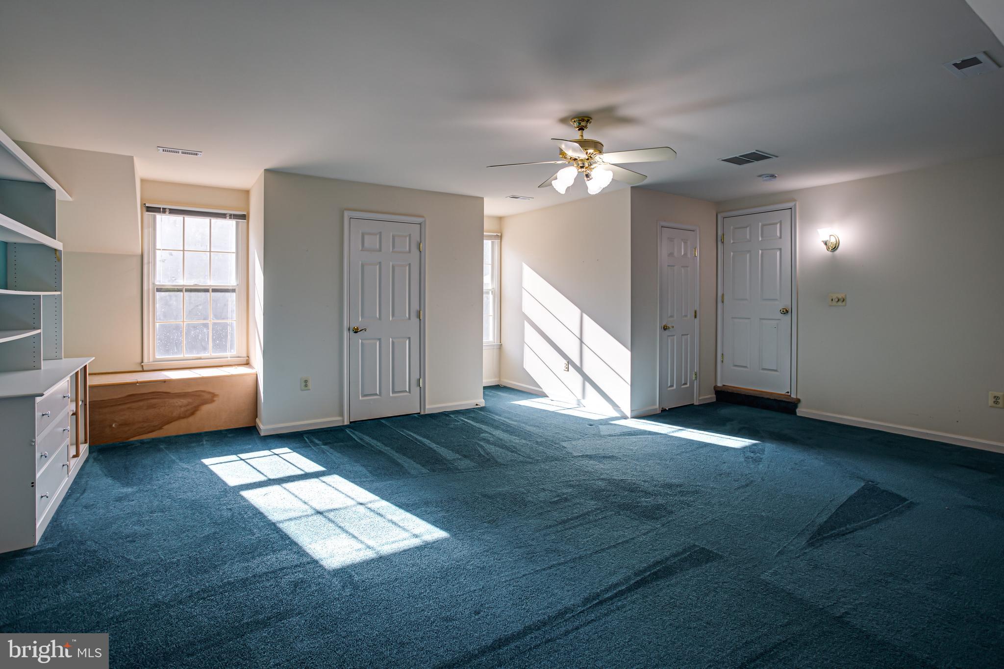 MEADOWBROOK - Residential