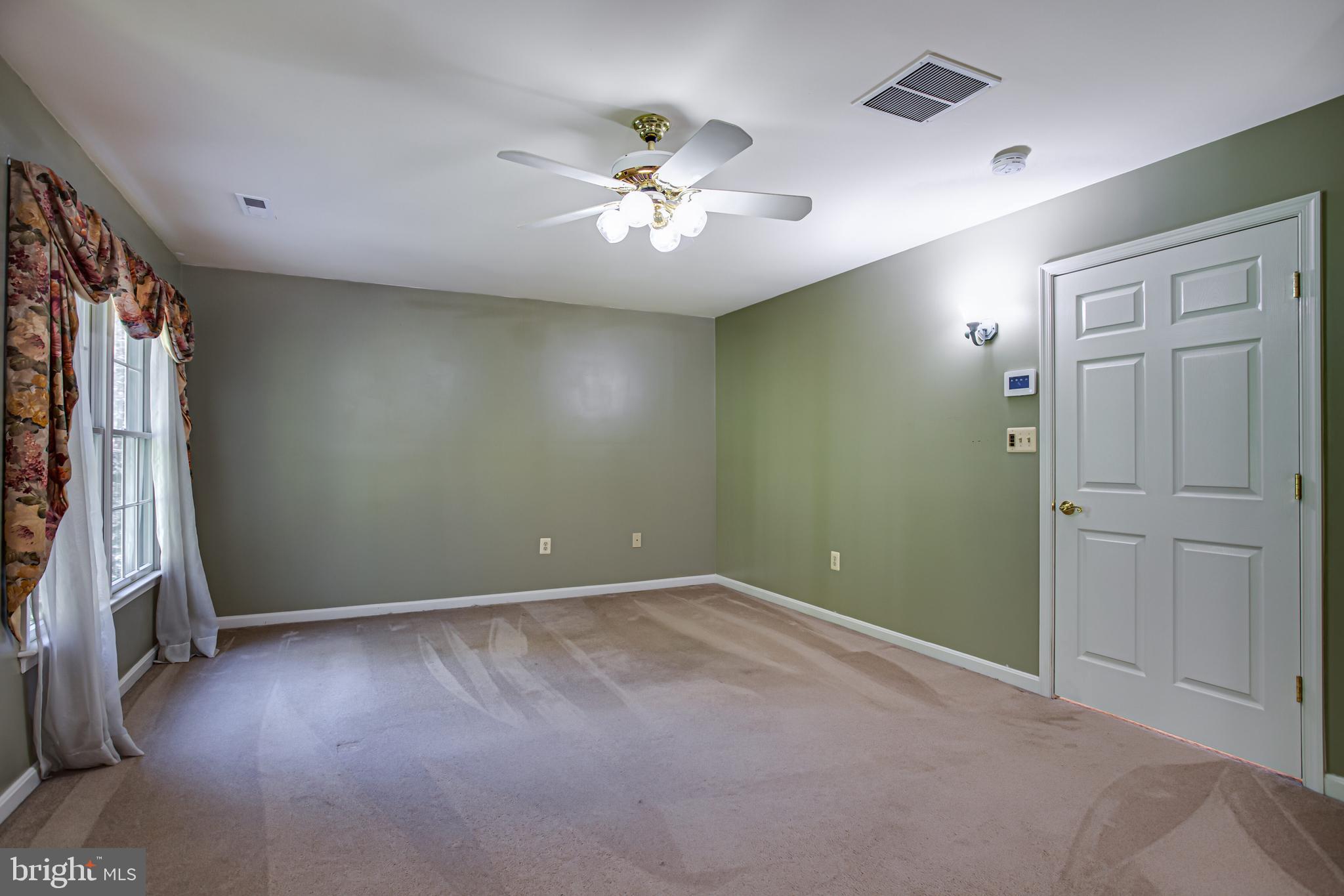 MEADOWBROOK - Residential