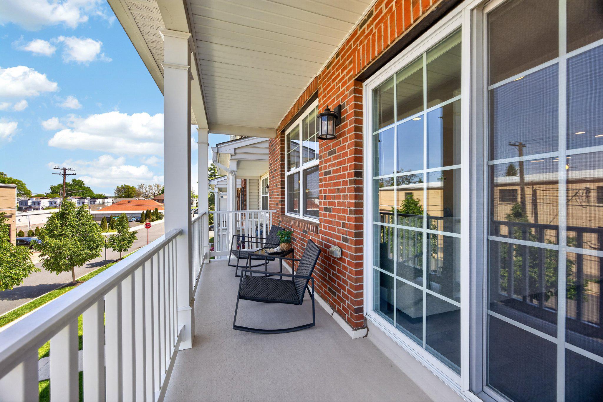 PENN SQ - Residential