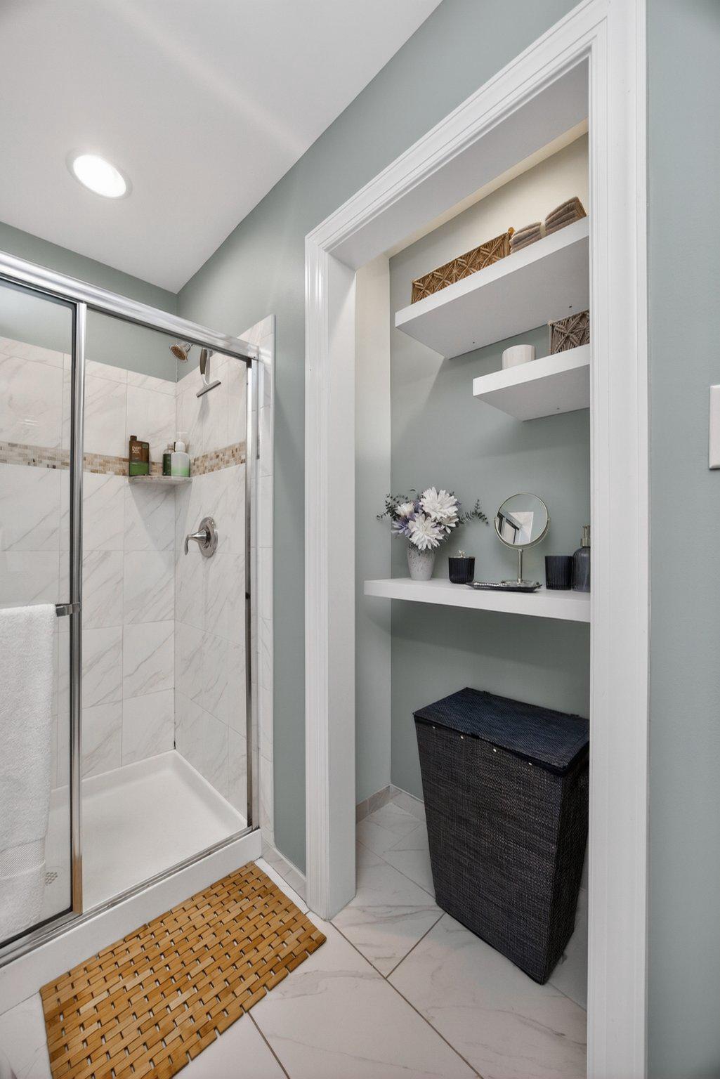 PENN SQ - Residential