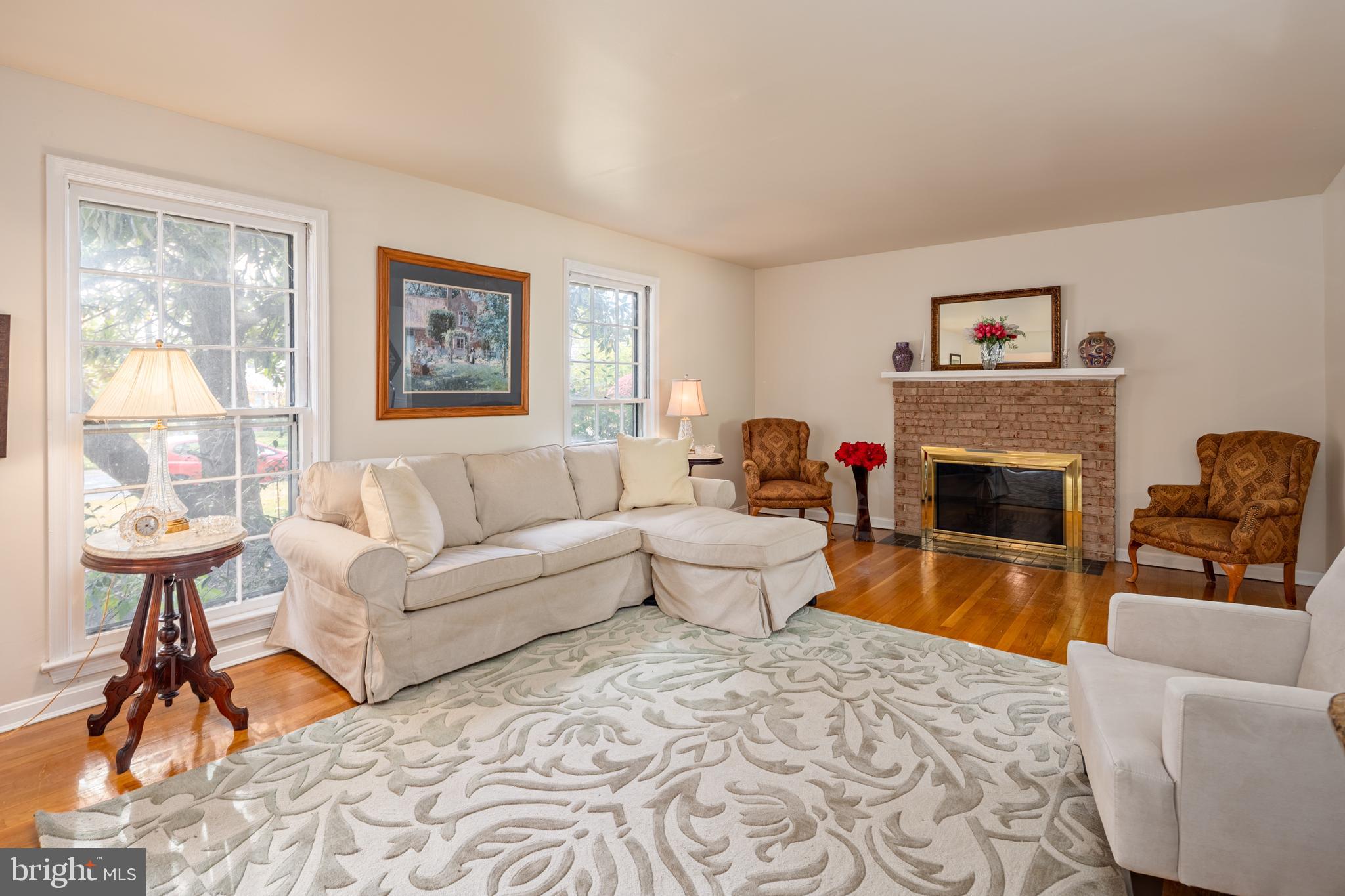 KENSINGTON - Residential