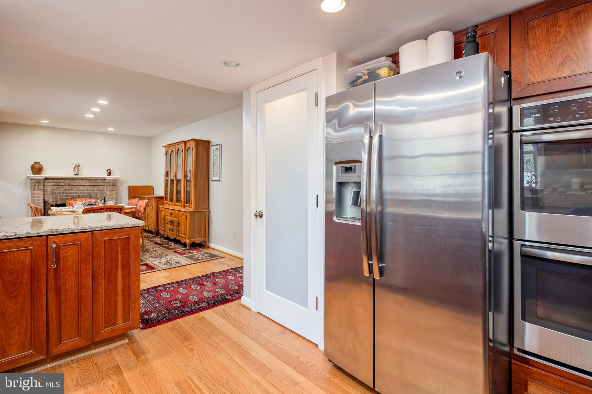 KENSINGTON - Residential