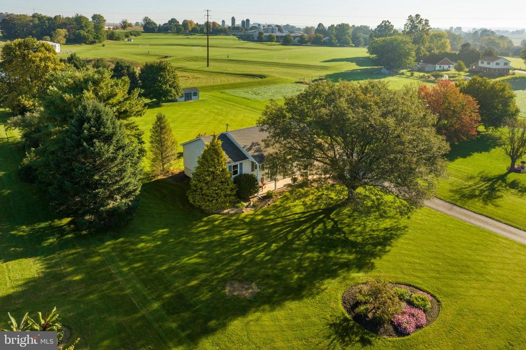 Photo of 4041 E Newport Road, Gordonville, PA 17529 (MLS # PALA2043202)