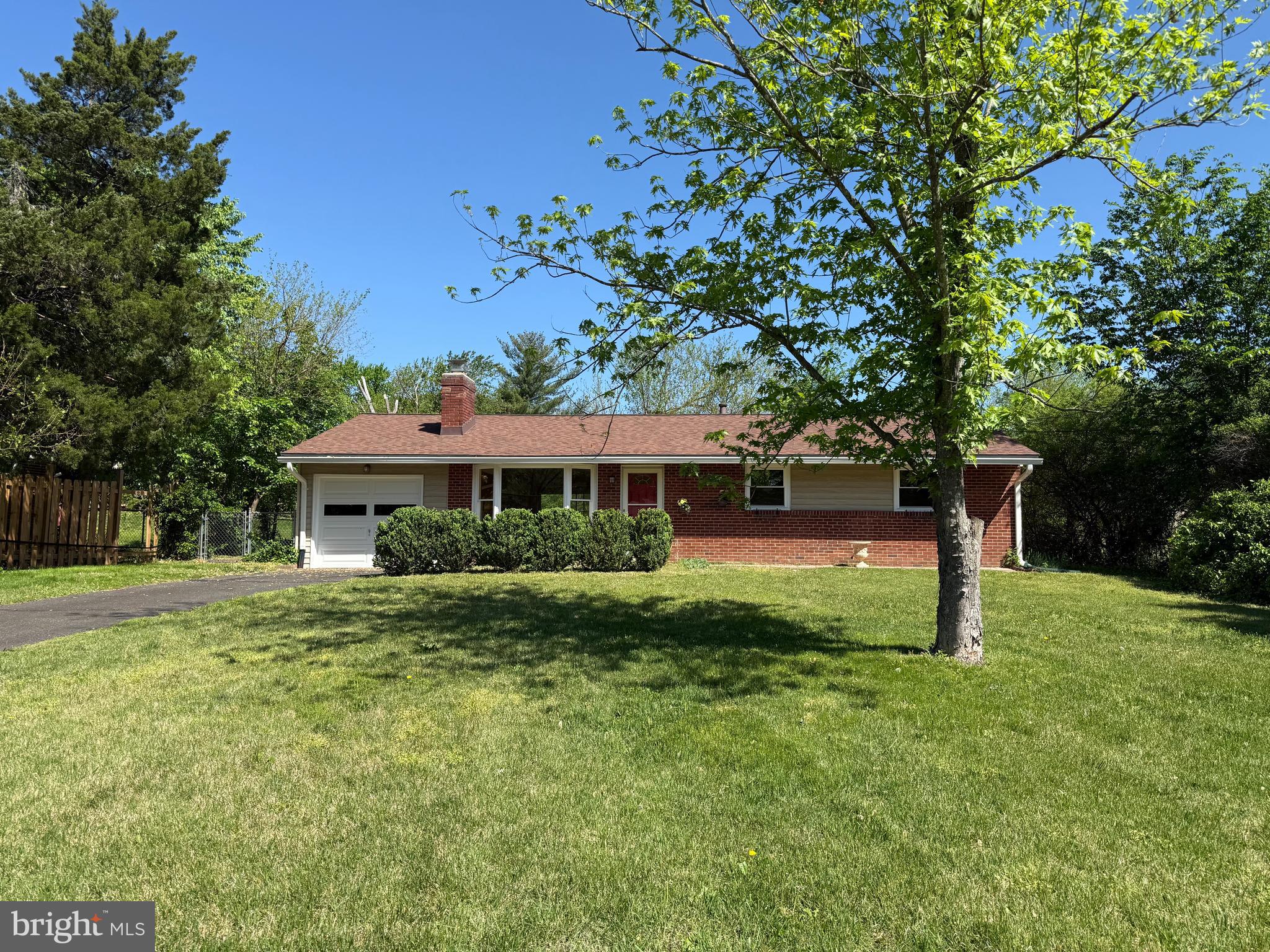 5004 EASTCHESTER CIRCLE