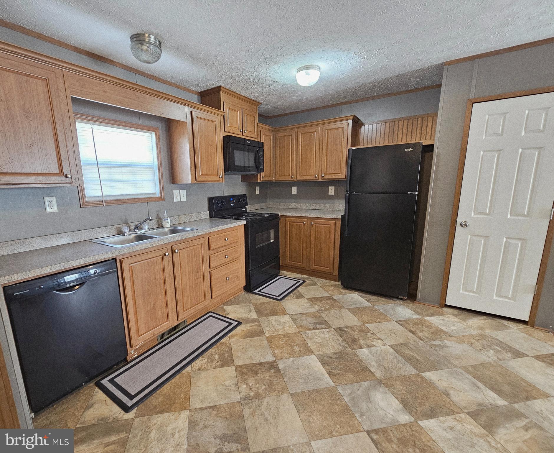 WILLIAMS ESTATES - Residential