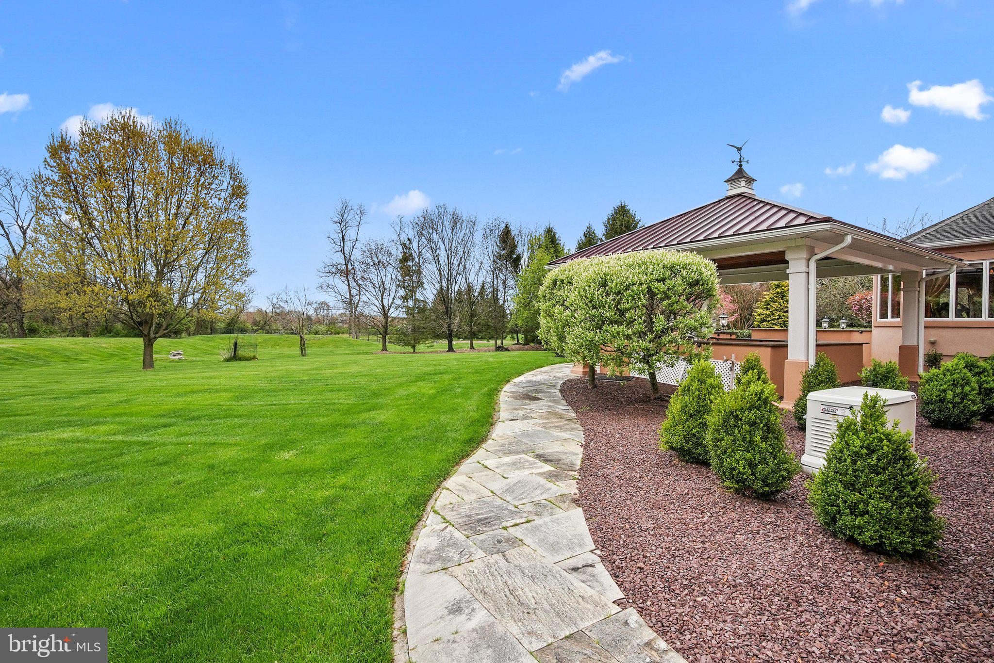 VALLEY VIEW ESTS - Residential