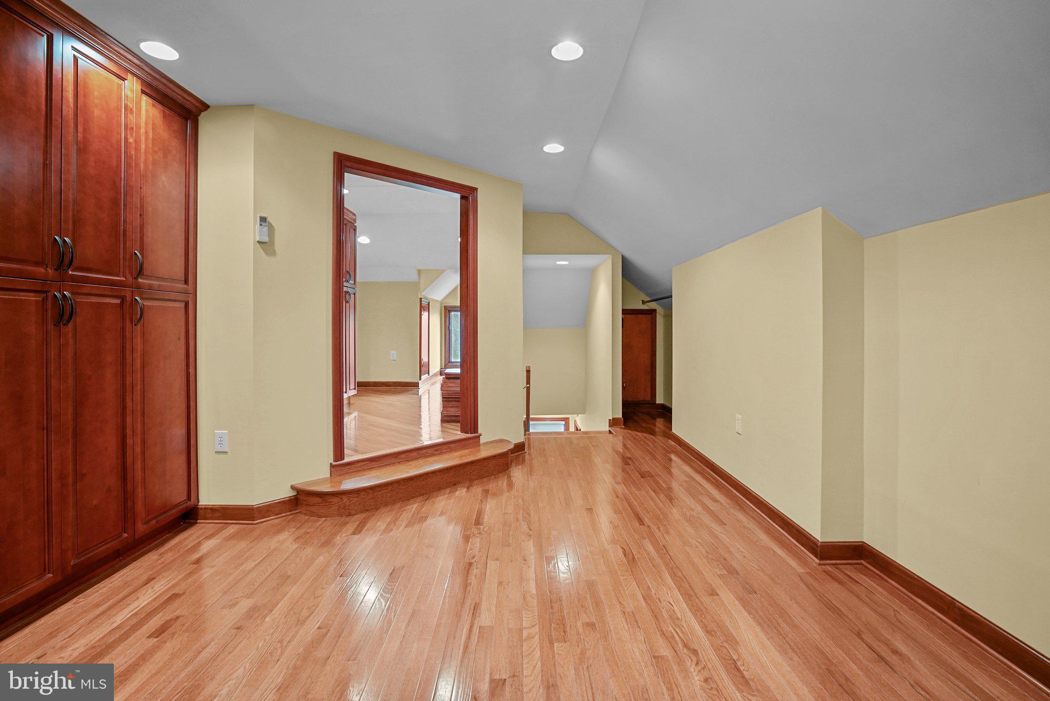 VALLEY VIEW ESTS - Residential