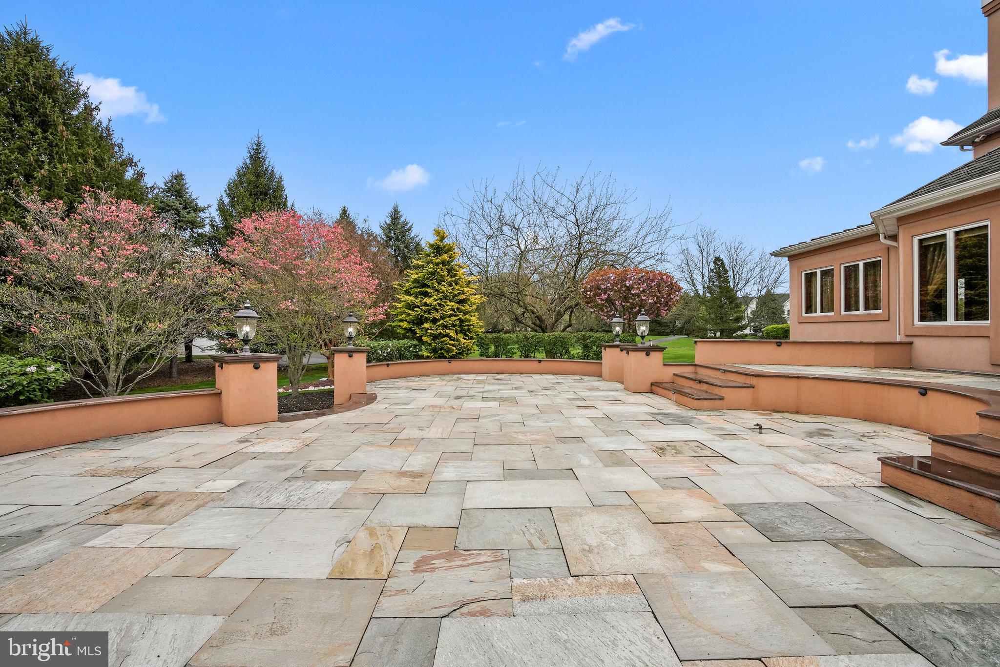 VALLEY VIEW ESTS - Residential