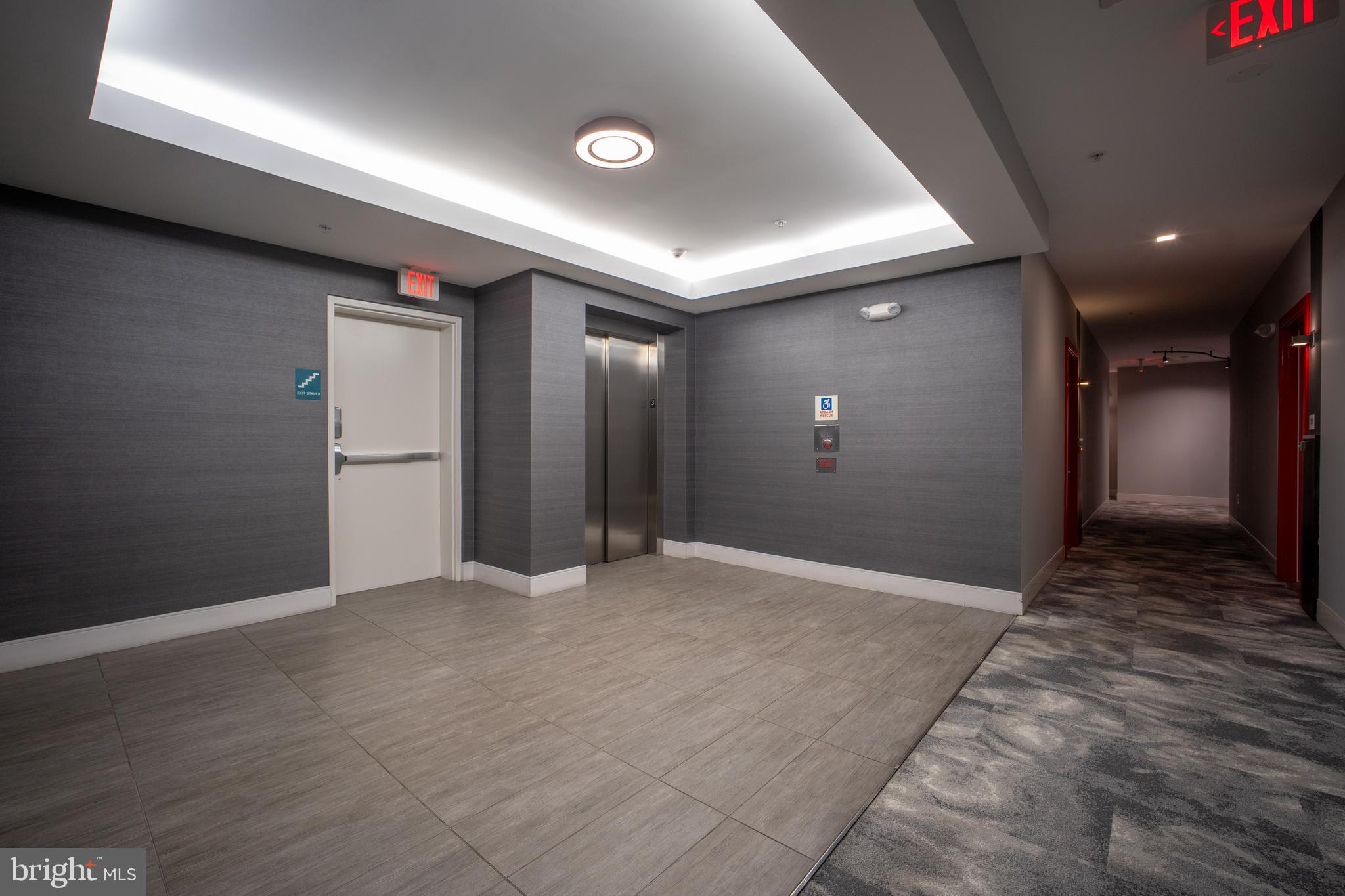 TRAFALGAR FLATS - Residential