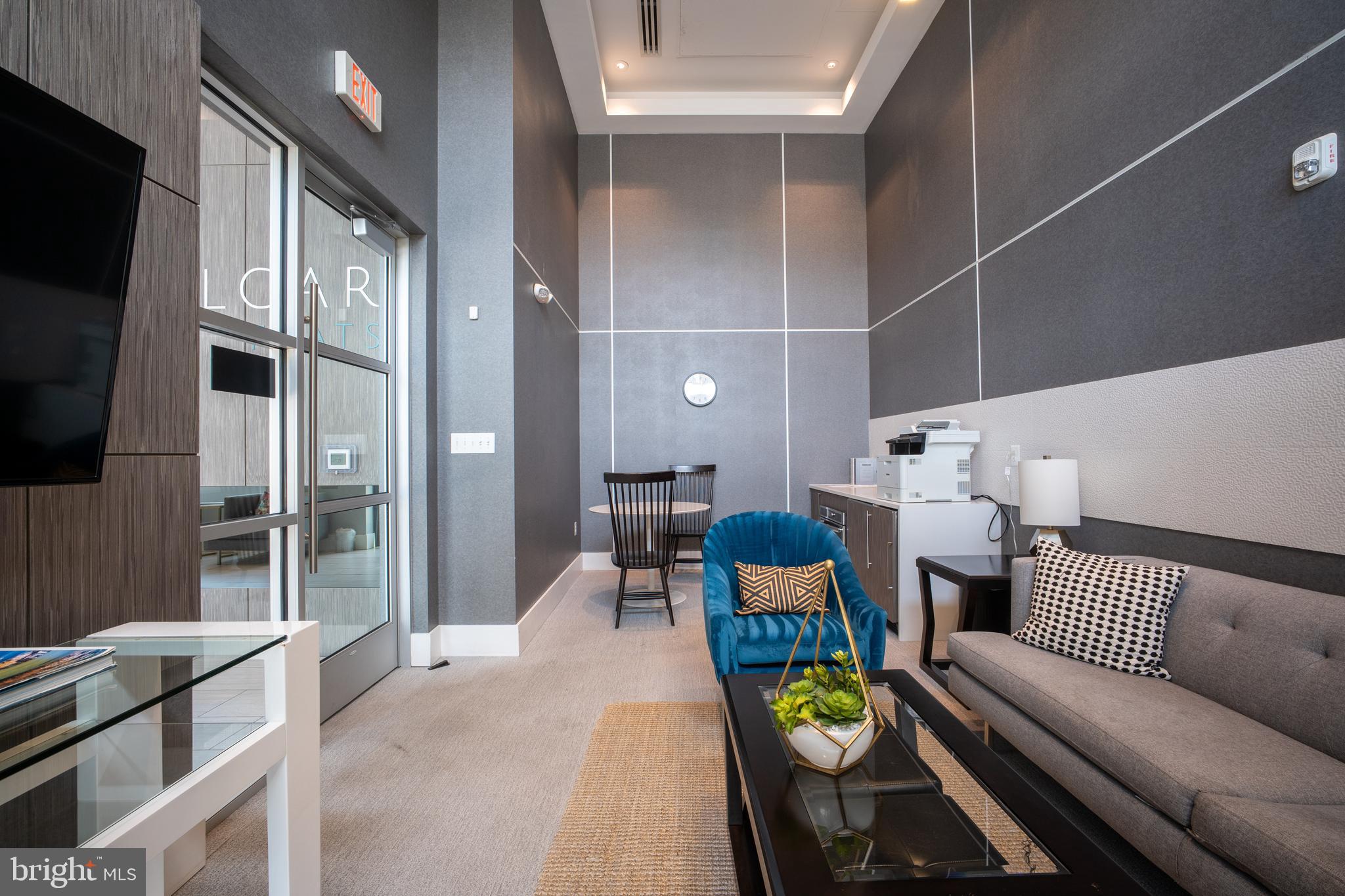 TRAFALGAR FLATS - Residential