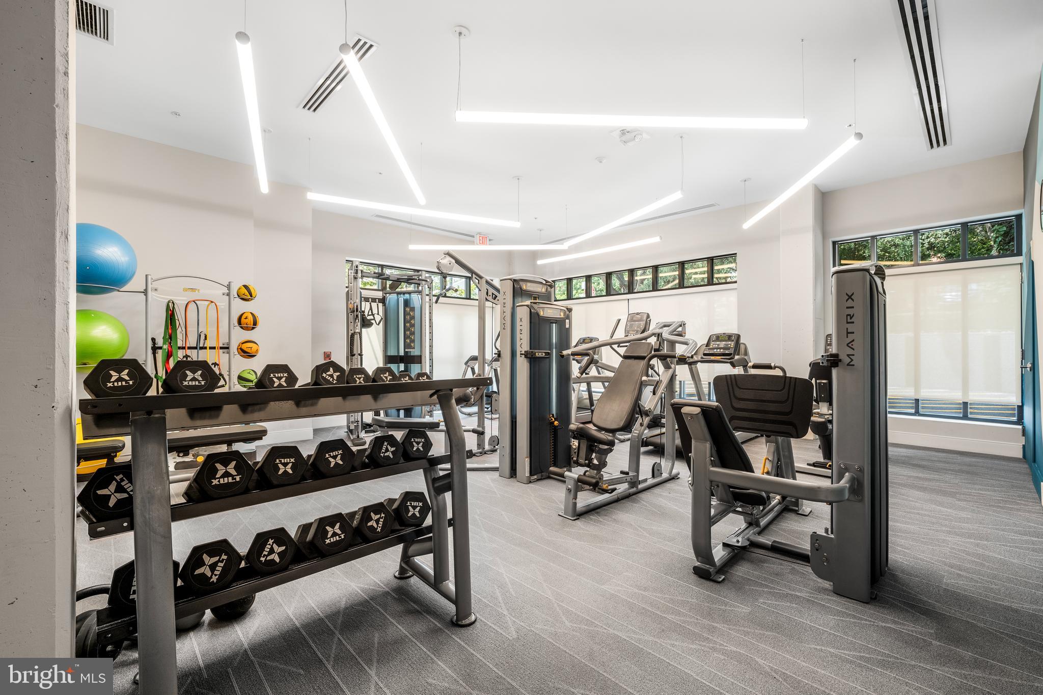 TRAFALGAR FLATS - Residential