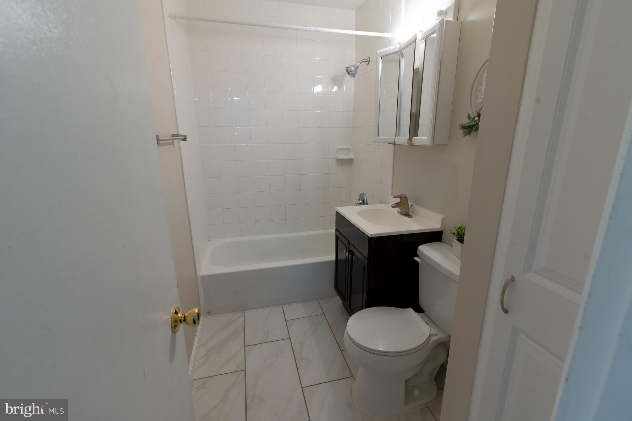 DALE CITY - Residential