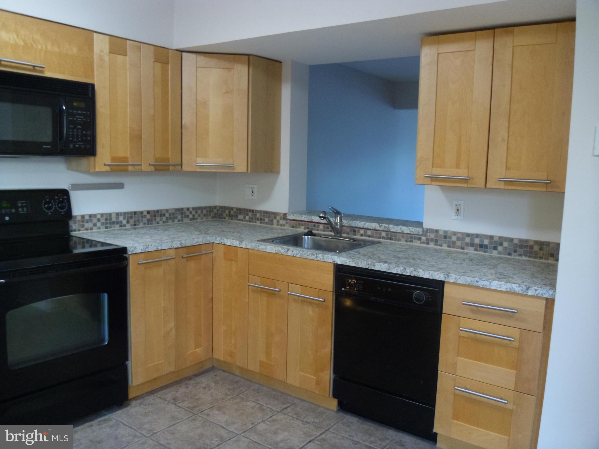 LAUREL LAKES PLAT 2 - Residential