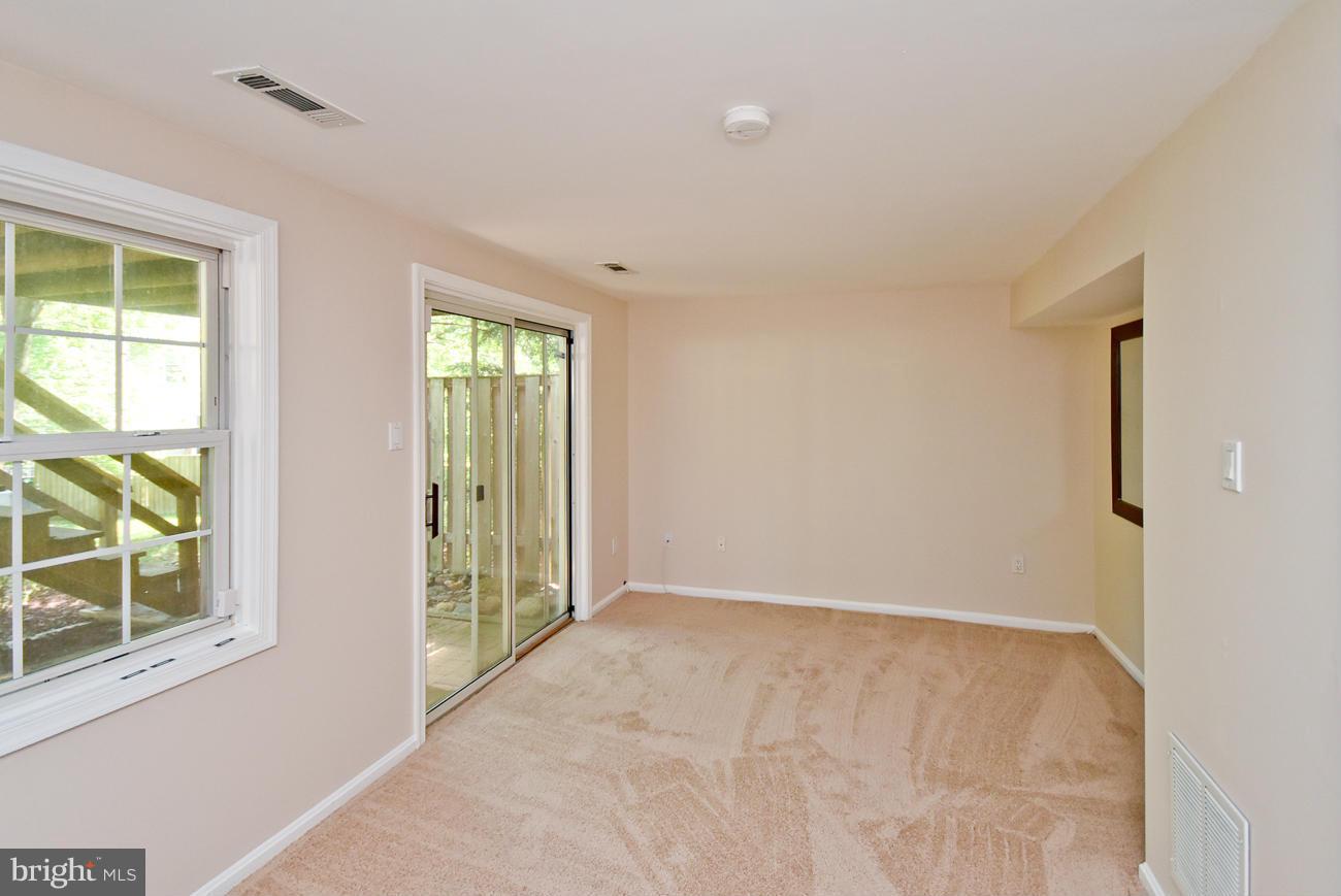 LAUREL LAKES PLAT 2 - Residential