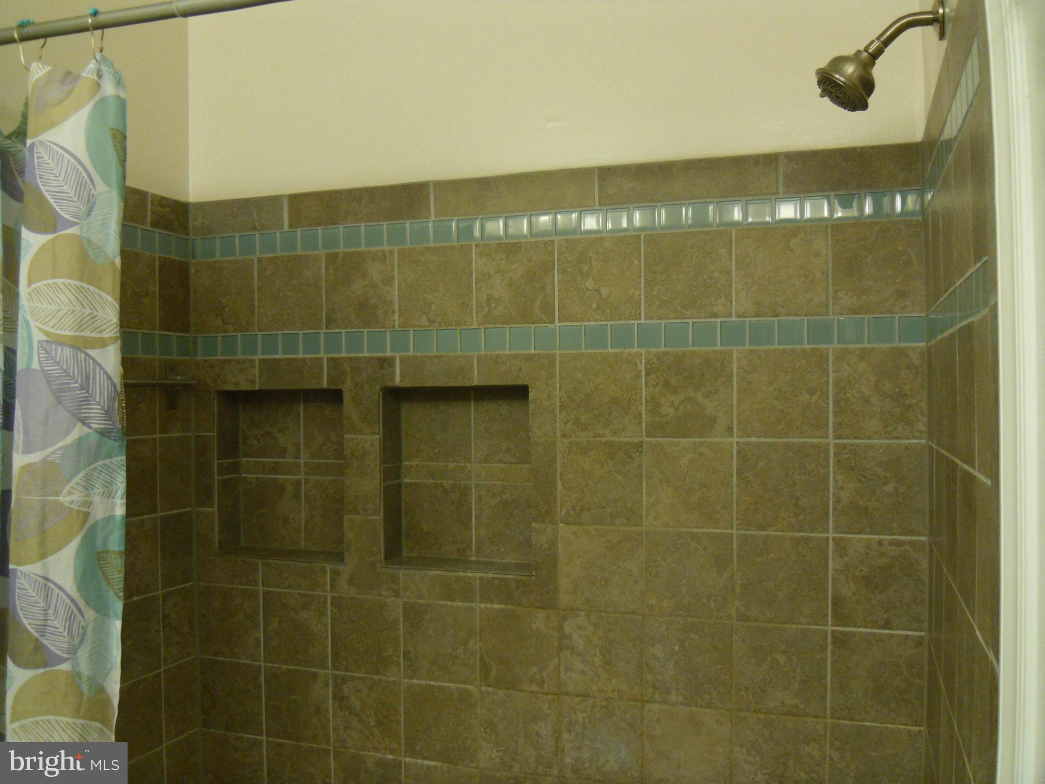 LAUREL LAKES PLAT 2 - Residential