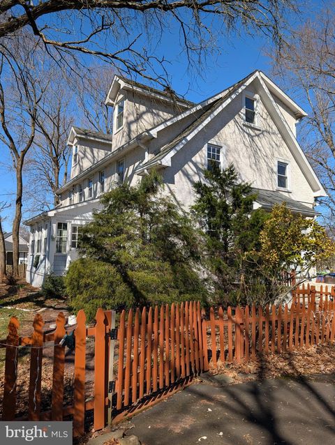 Homes For Sale - 4 New Amwell Road<br/> HILLSBOROUGH, NJ 08844