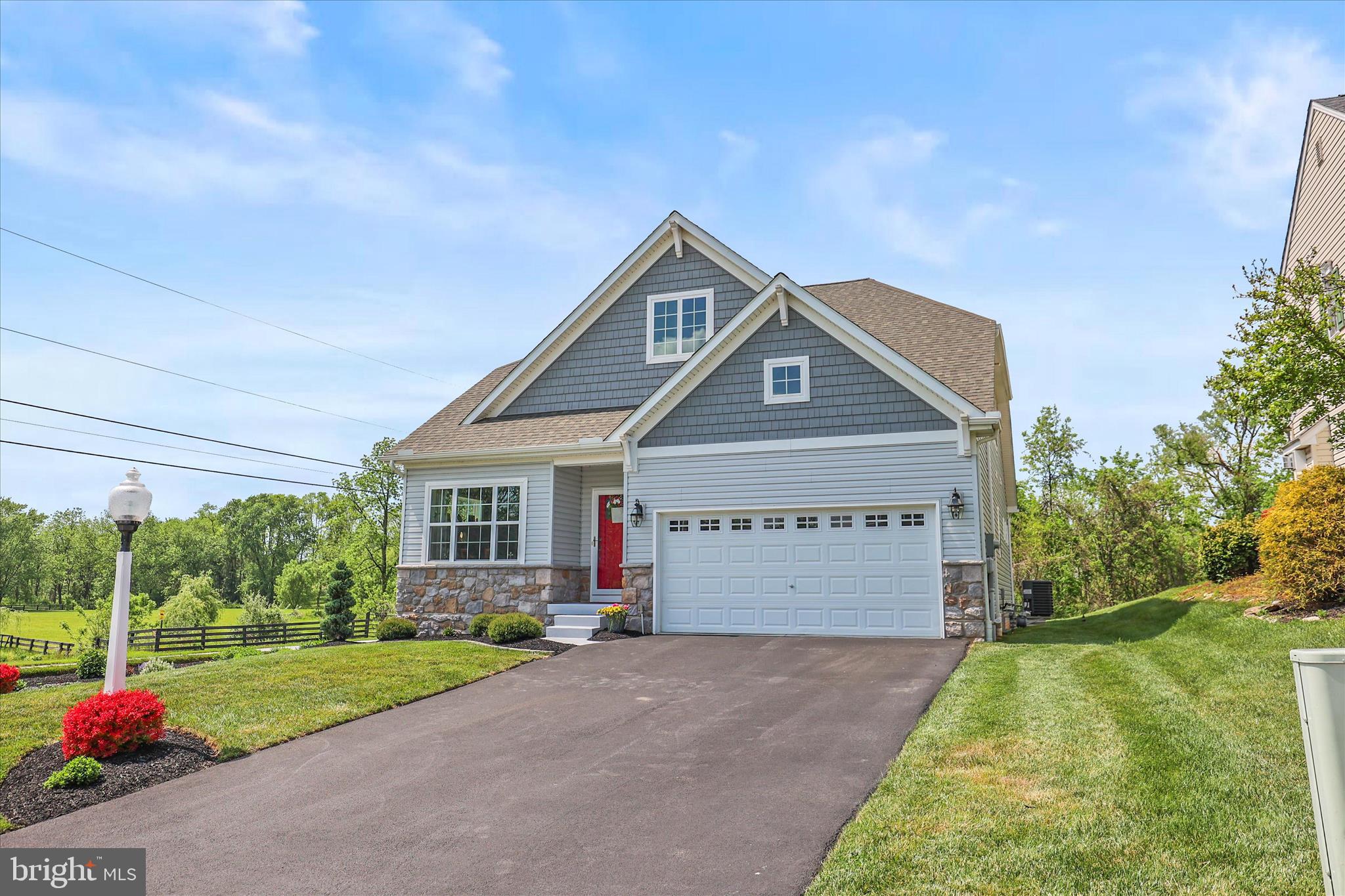 5 SURREY LANE