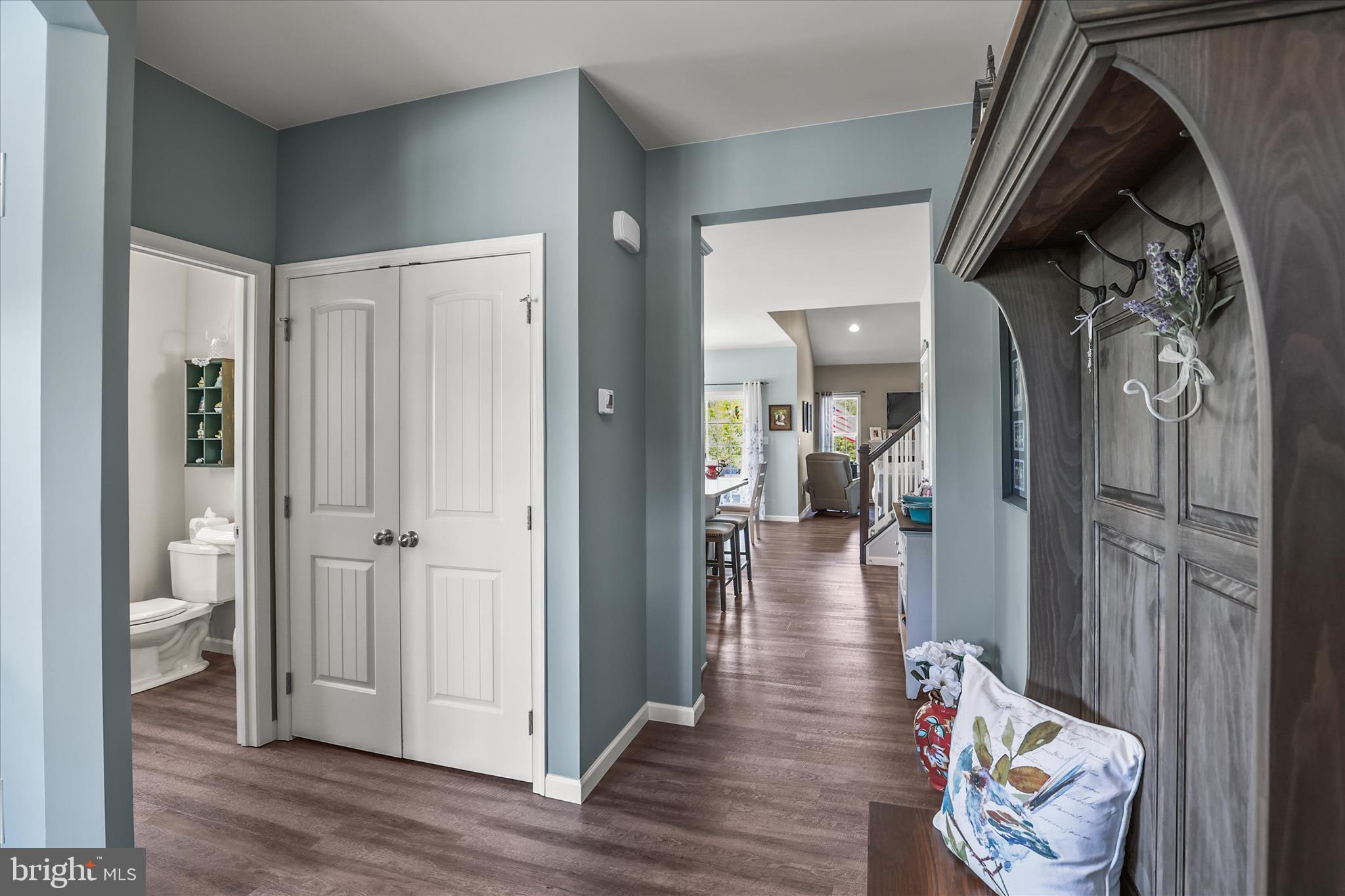 5 SURREY LANE