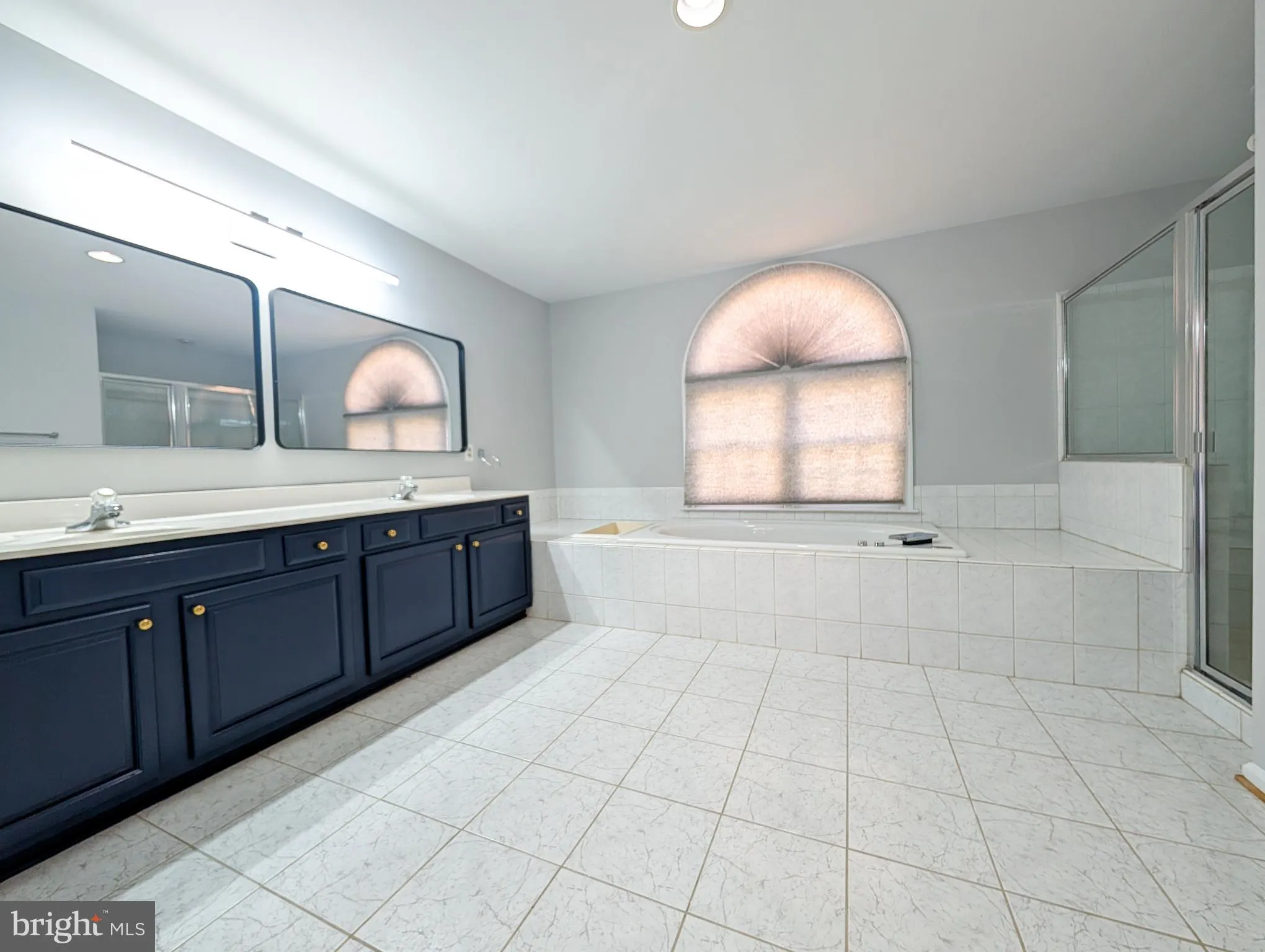 Burke, Virginia 22015, United States, 5 Bedrooms Bedrooms, ,6 BathroomsBathrooms,Residential,Active,245400