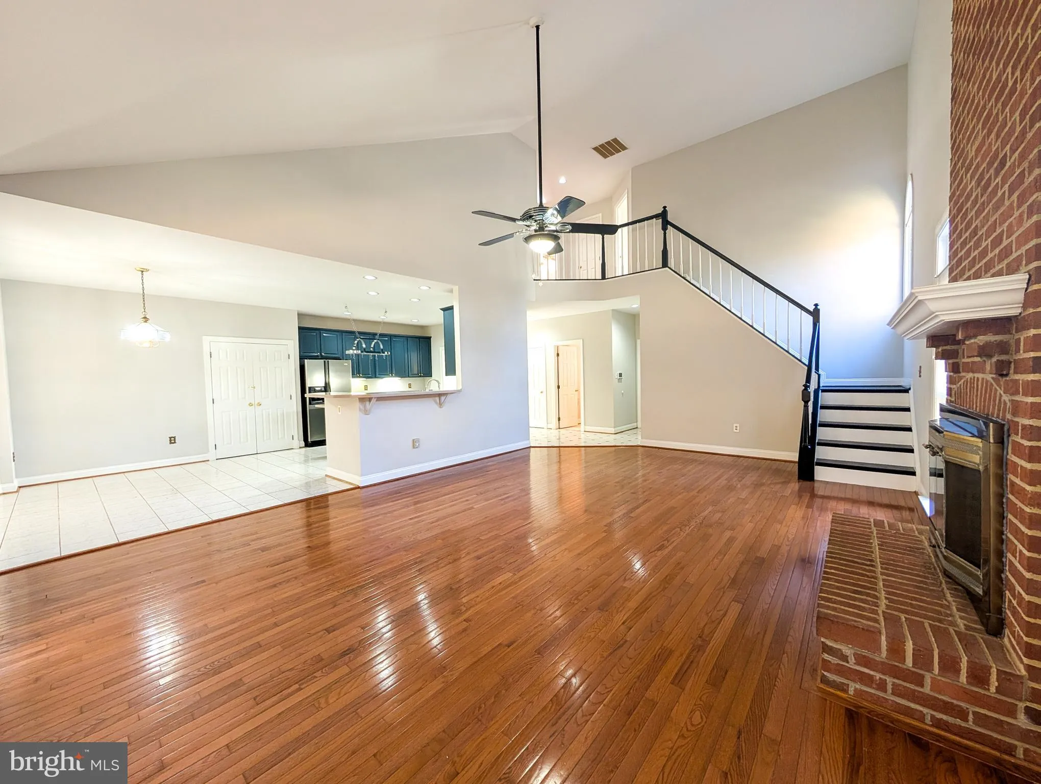 Burke, Virginia 22015, United States, 5 Bedrooms Bedrooms, ,6 BathroomsBathrooms,Residential,Active,245400