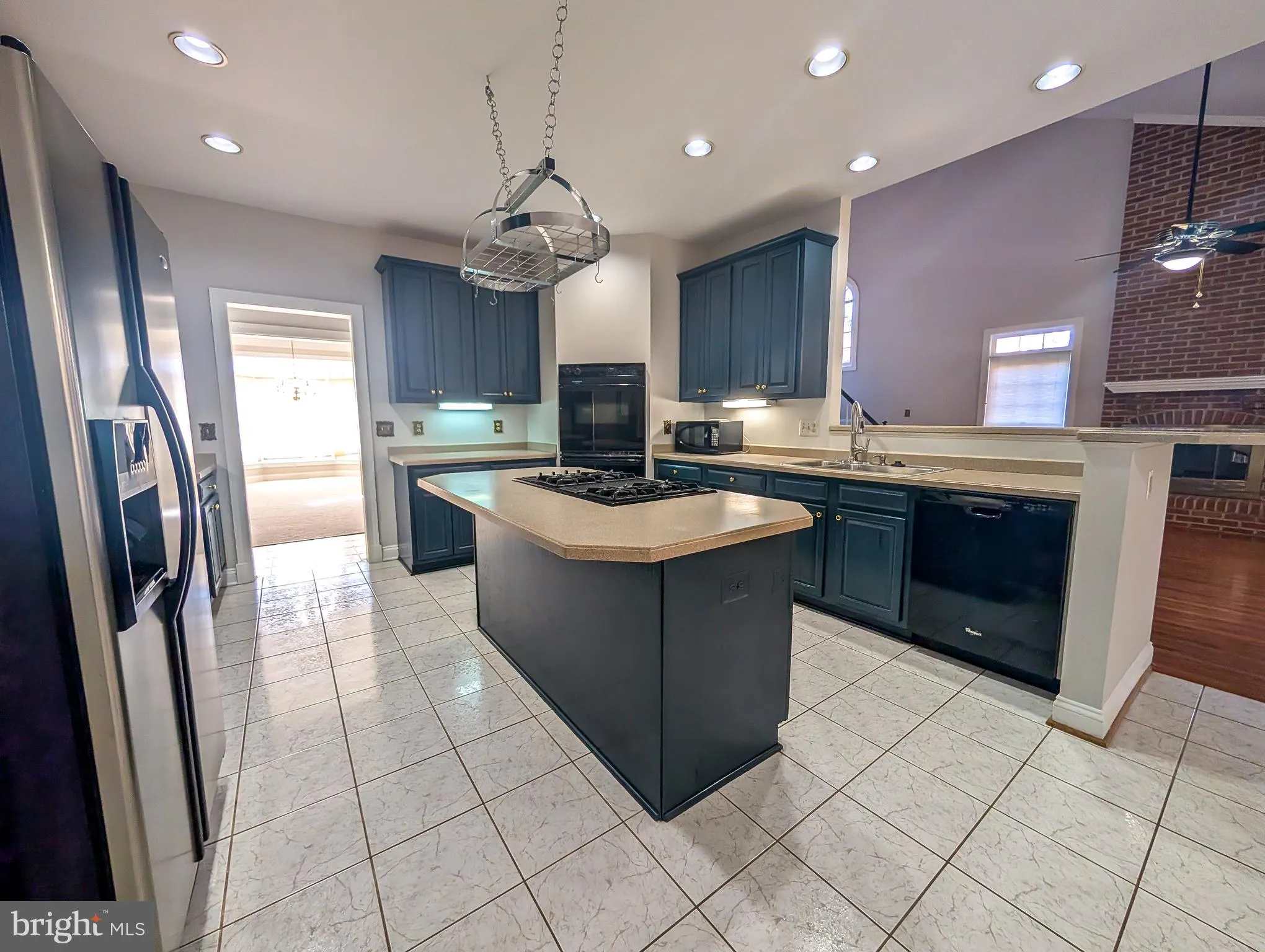 Burke, Virginia 22015, United States, 5 Bedrooms Bedrooms, ,6 BathroomsBathrooms,Residential,Active,245400