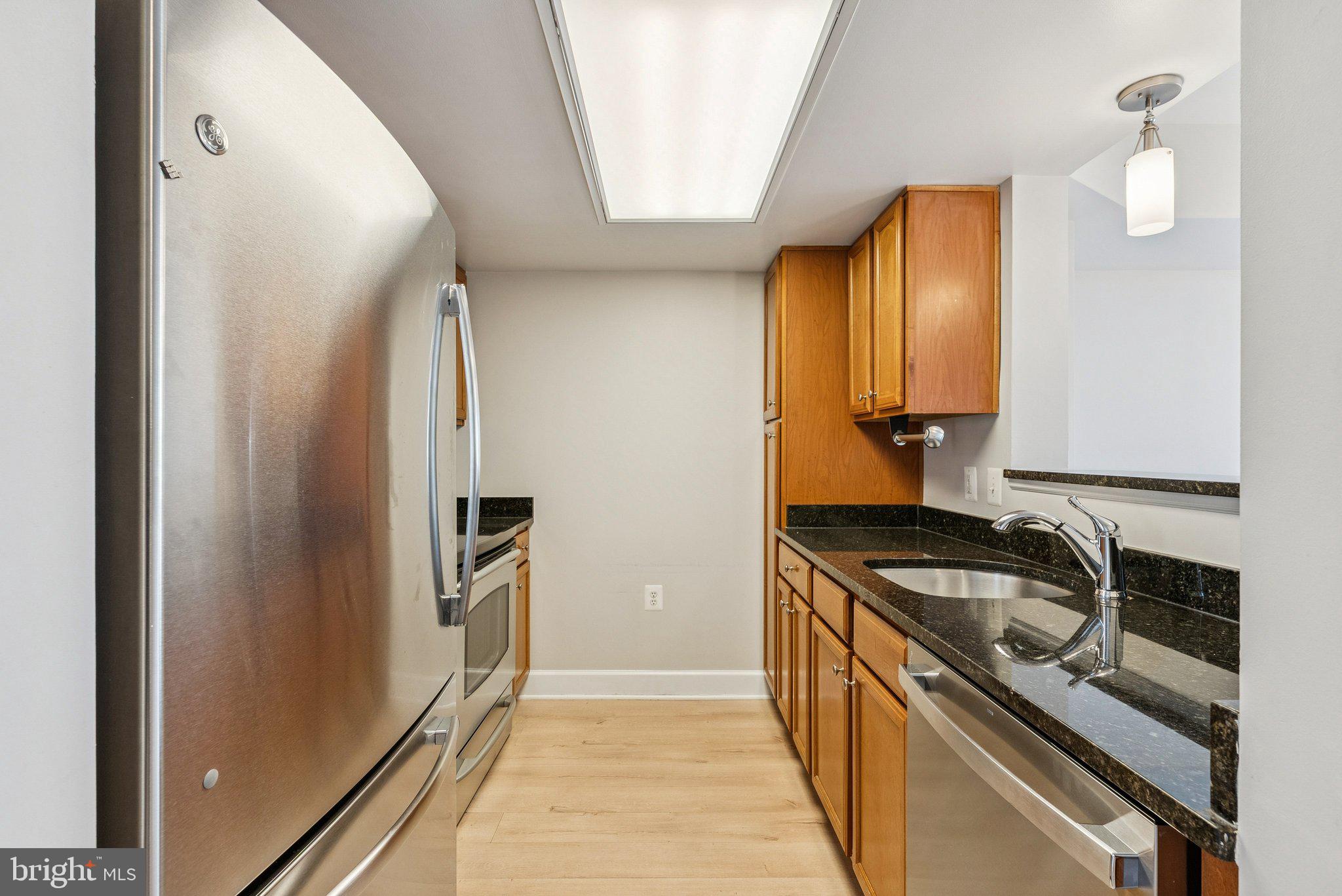 CARLTON HOUSE - Residential