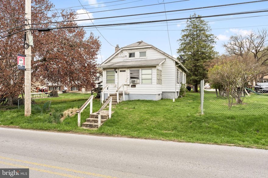 Don’t miss this two-story, 3-bedroom, 1-bathroom bungalow-style property located in the sought-after Avon Grove School District. With a classic layout and solid structure, this home offers excellent potential as a rental or future flip. Set on a quiet street with easy access to commuter routes, shopping, and local amenities, this is a smart addition to any investor’s portfolio. Whether you're looking to renovate, rent, or hold, this Avondale property presents a valuable opportunity in a high-demand area.