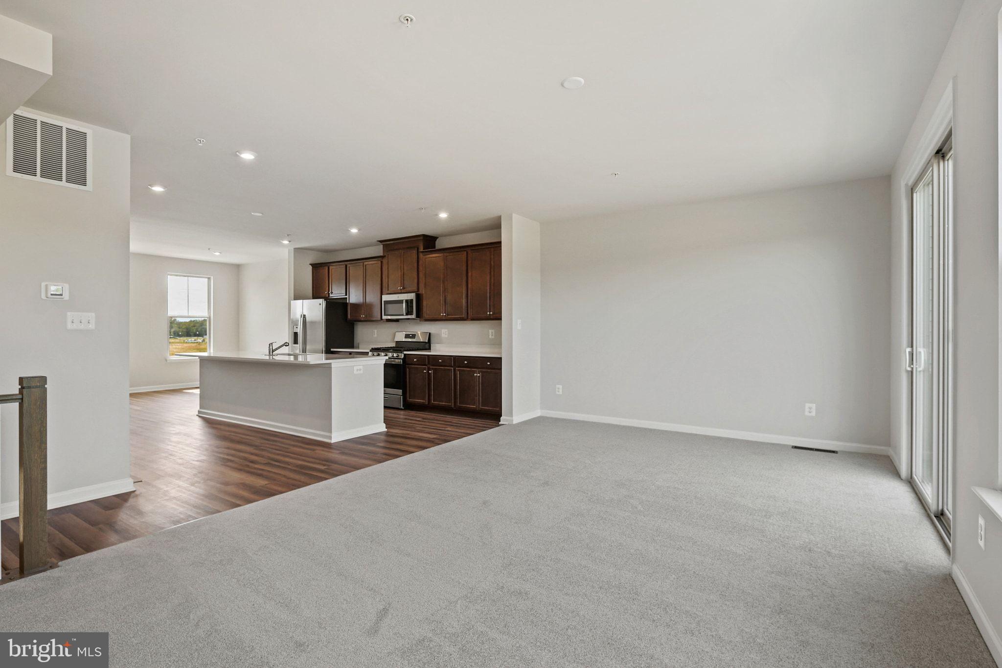 MILL BRANCH CROSSING - Residential Lease