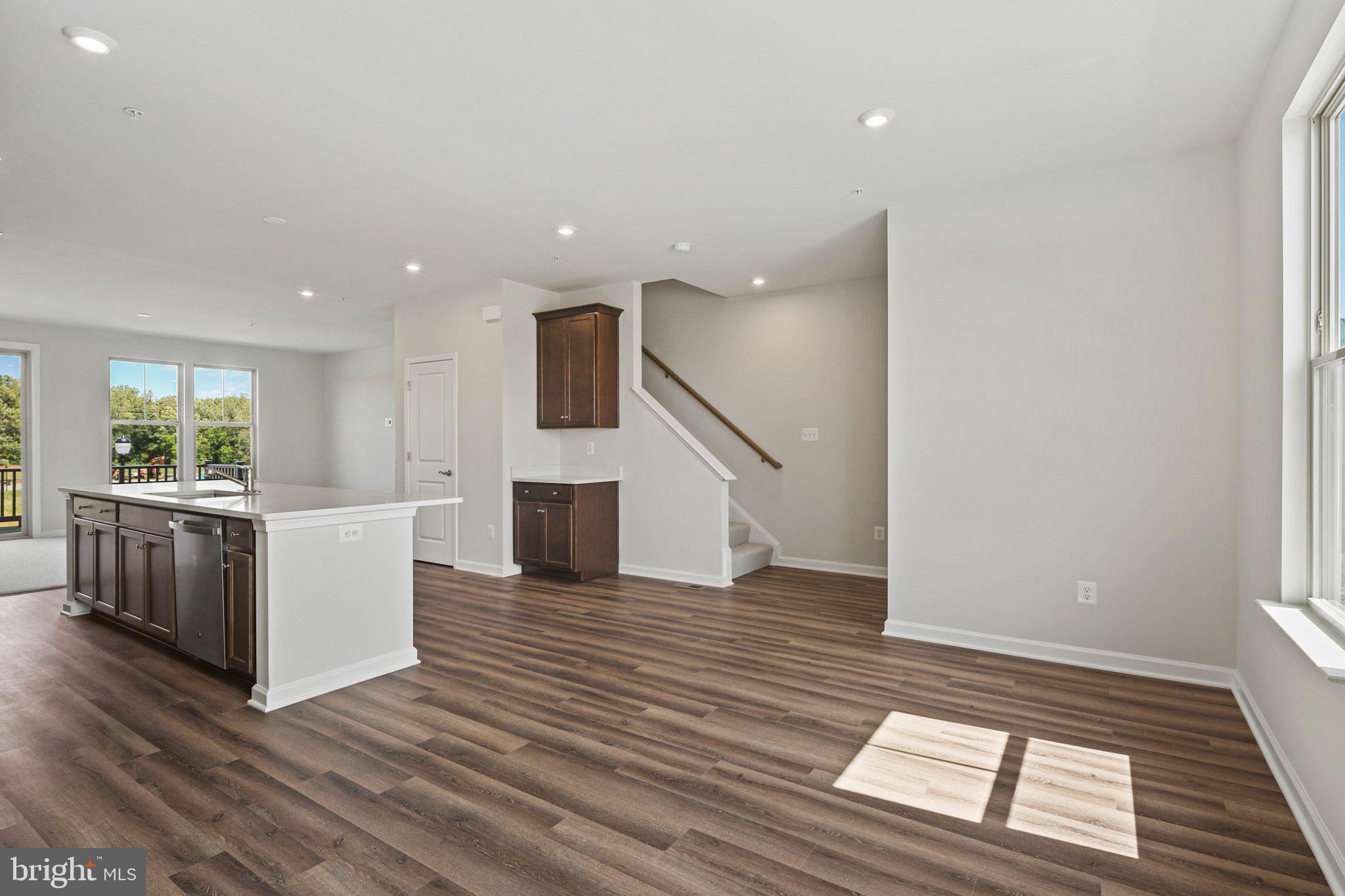 MILL BRANCH CROSSING - Residential Lease