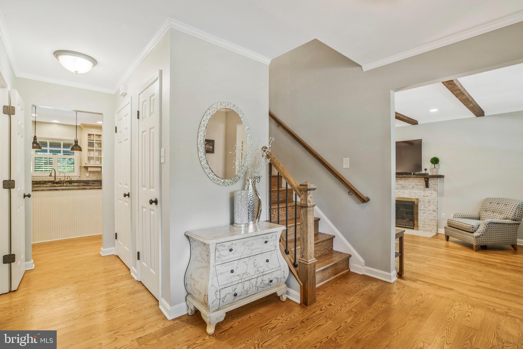 MC LEAN HAMLET - Residential