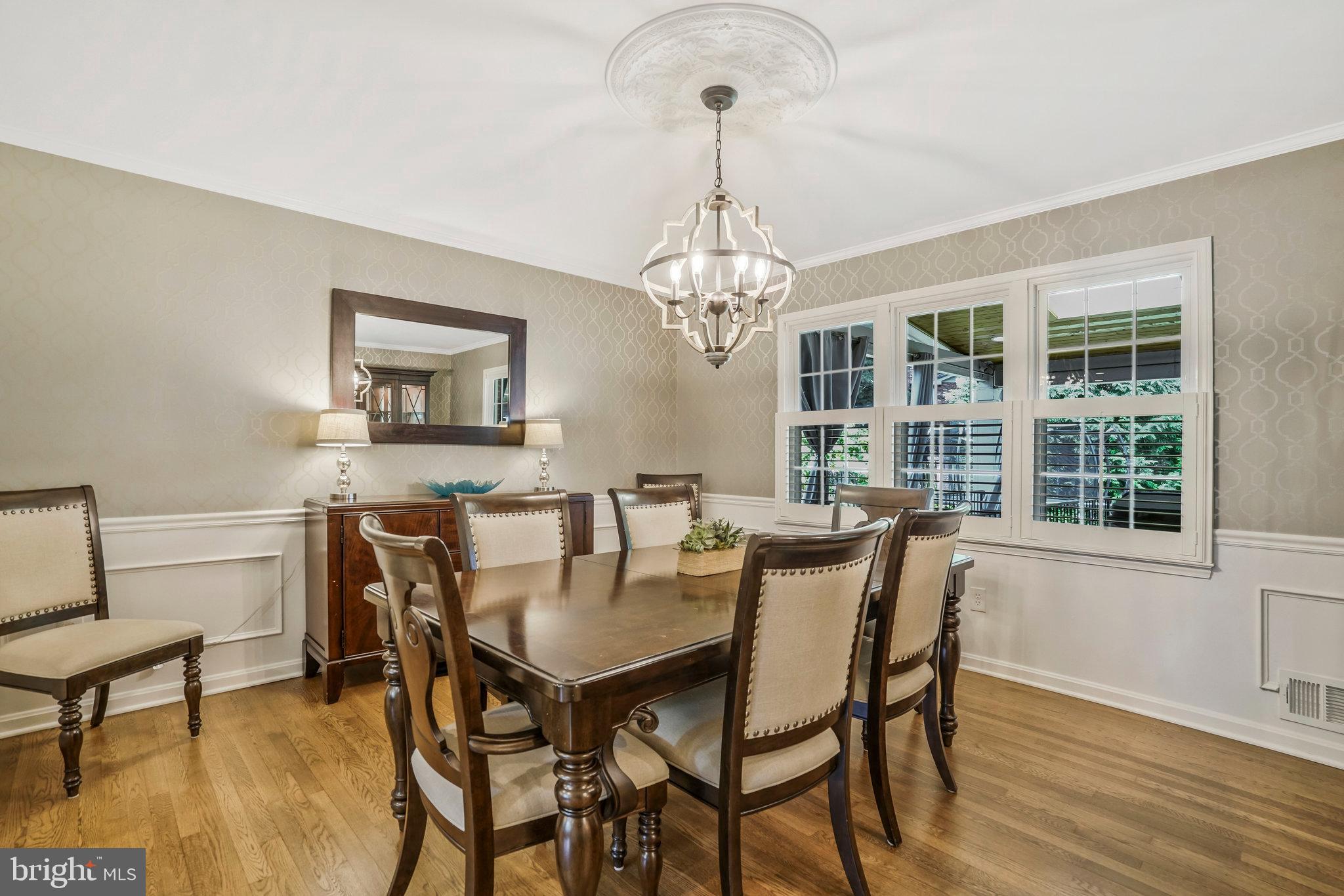 MC LEAN HAMLET - Residential