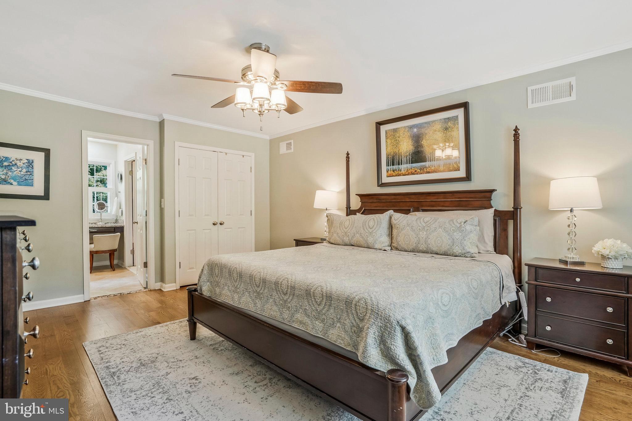 MC LEAN HAMLET - Residential