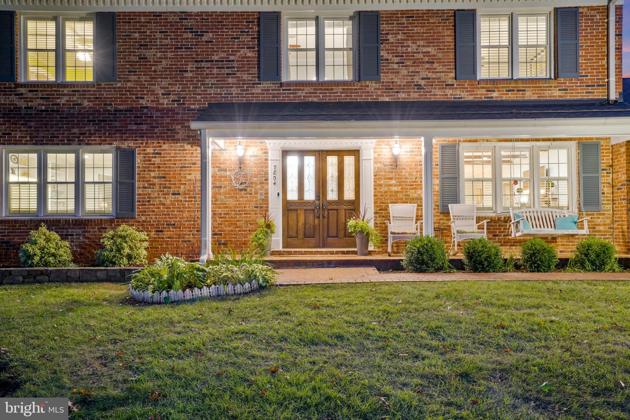 MC LEAN HAMLET - Residential