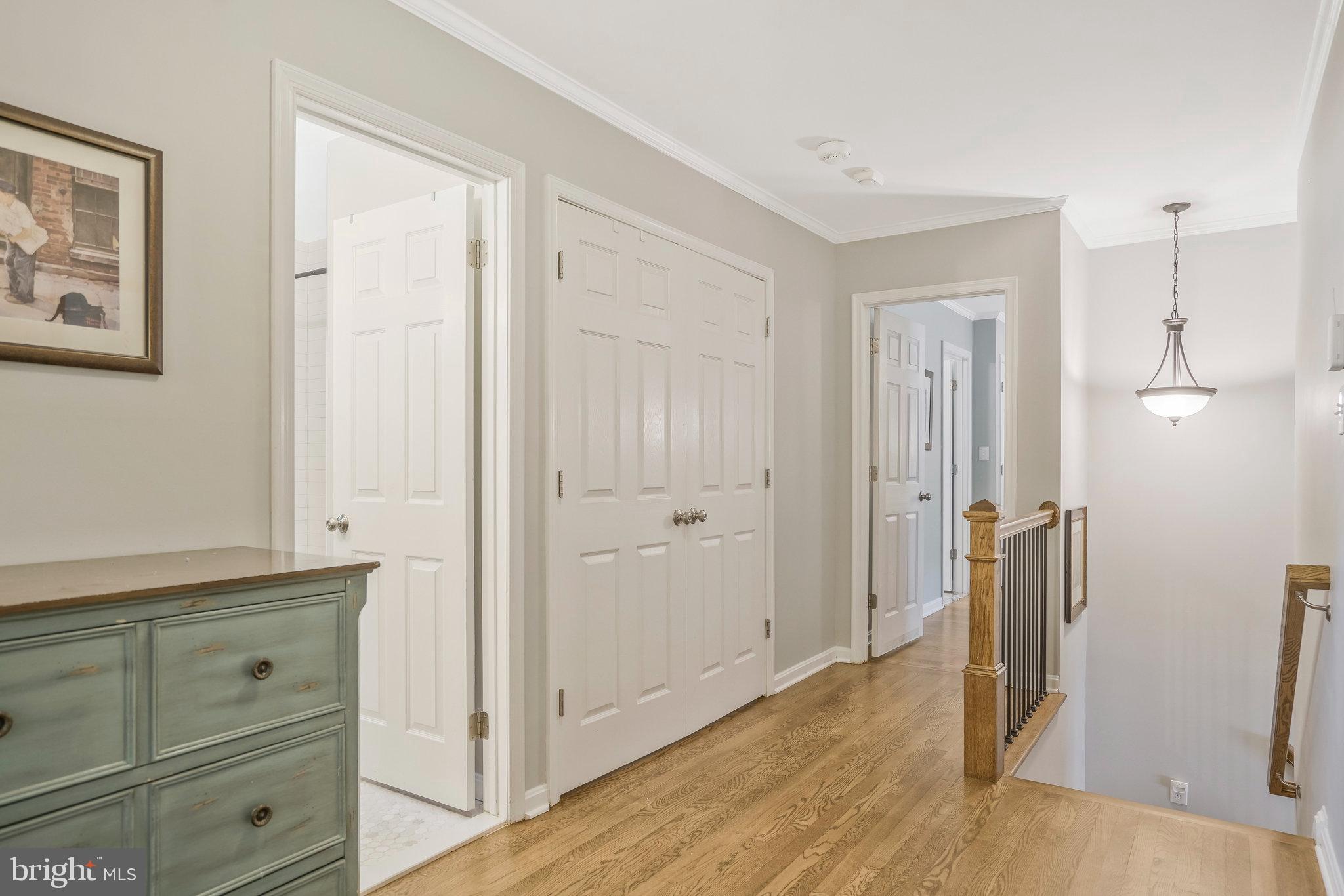 MC LEAN HAMLET - Residential